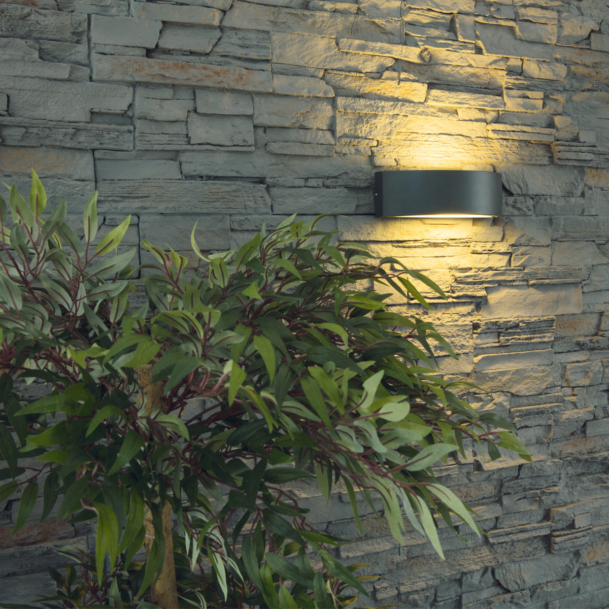 Wandleuchte HOJA - für E27 Leuchtmittel - max 10W LED - anthrazit - IP54 - up & down