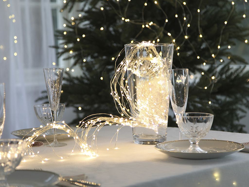 LED Lichtbündel "Dew Drop" - 125 warmweiße LED auf 10 silbernen Drähten - 2000K - 1,4m - inkl. Trafo
