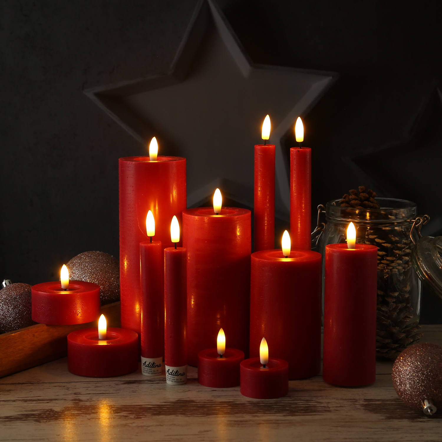 LED Kerze LINA - Rustik-Optik - Echtwachs - 3D Flamme - H: 20cm - D: 7cm - Batterie - Timer - rot