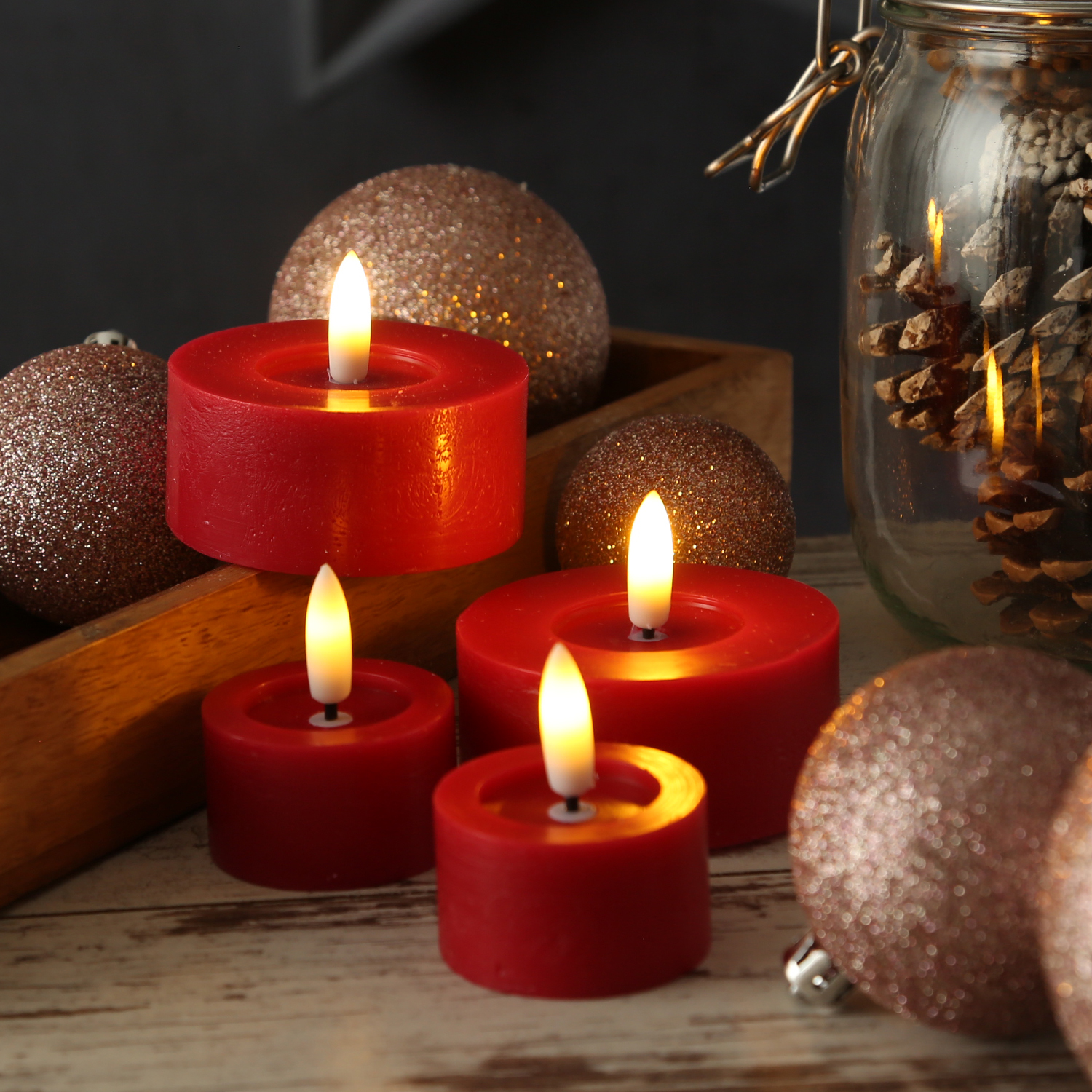 LED Maxi Teelichter LINA - Rustik-Optik - Echtwachs - Timer - D: 7cm - H: 6cm - rot - 2 Stück