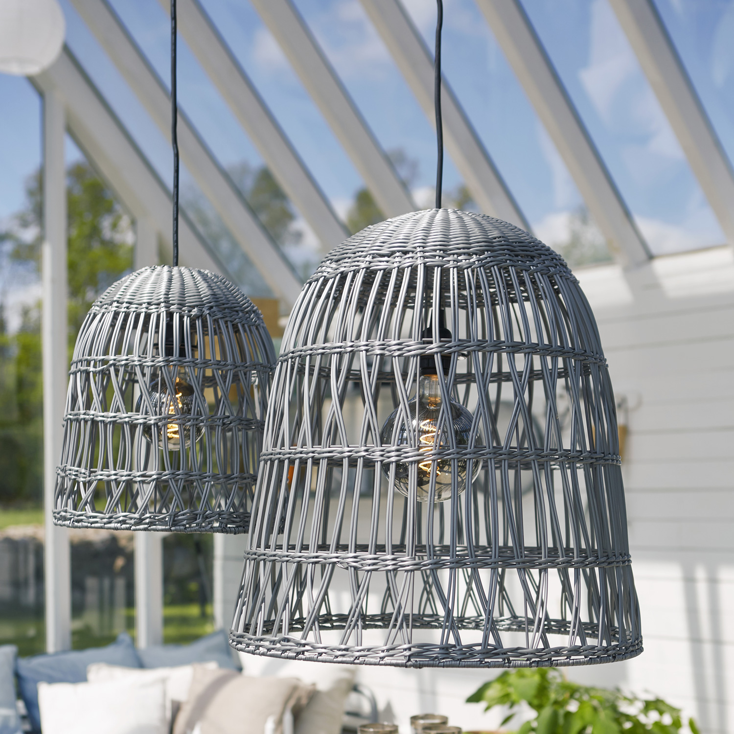 Kabel mit E27 Lampenfassung -  für Lampenschirme/Hängeleuchten - für Innen/Außen - 5m - schwarz