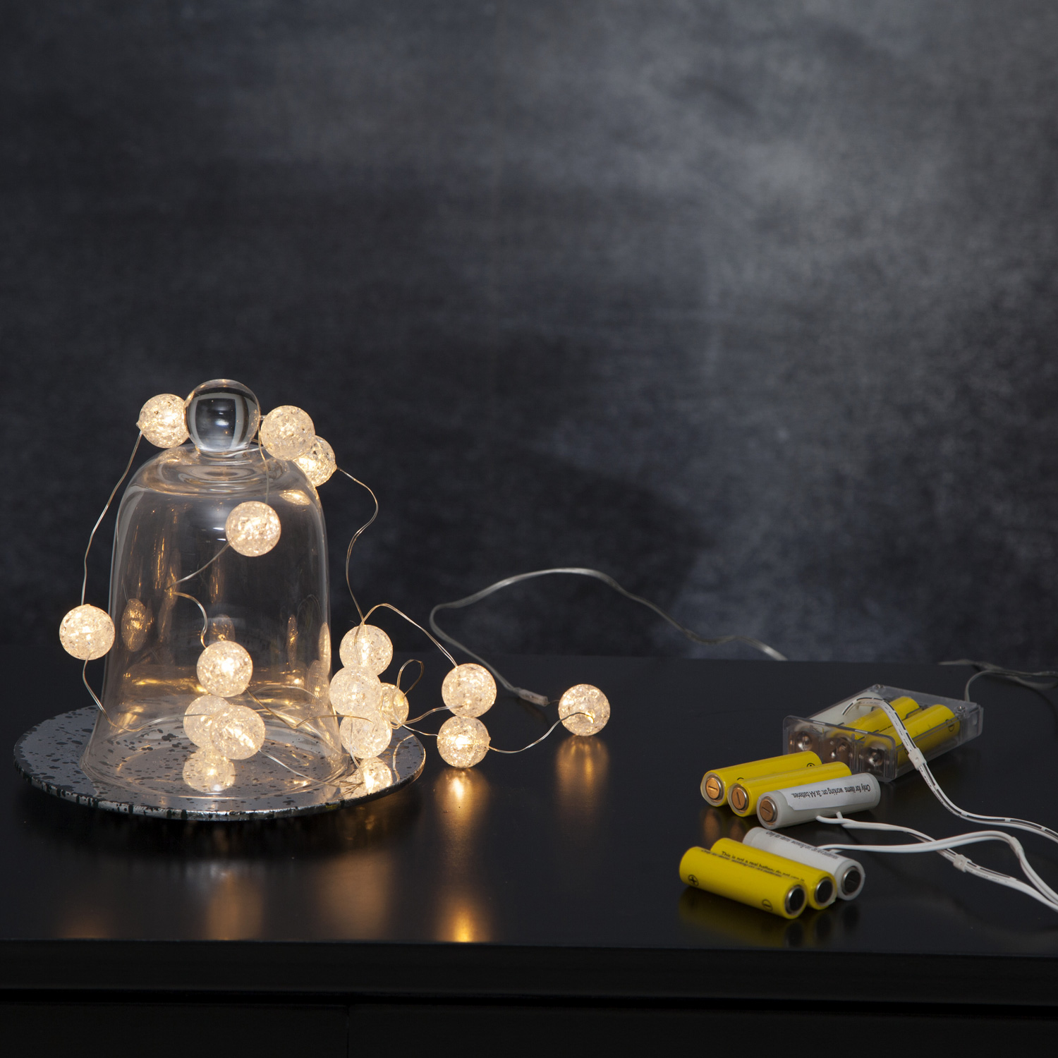 ED Draht Lichterkette "Kugeln" - 15 warmweiße LED - L: 1,4m - Batteriebetrieb - Timer - Transparent