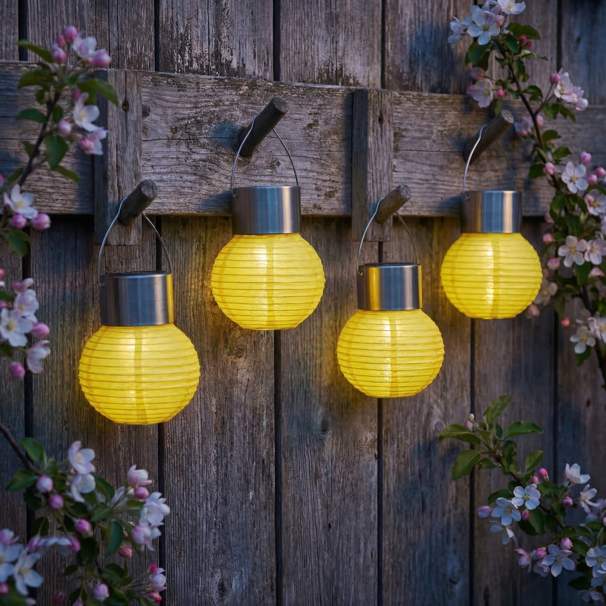 LED Solar Mini Lampions - kaltweiße LED - H: 9,5cm - D: 7cm - Lichtsensor - gelb - 4er Set