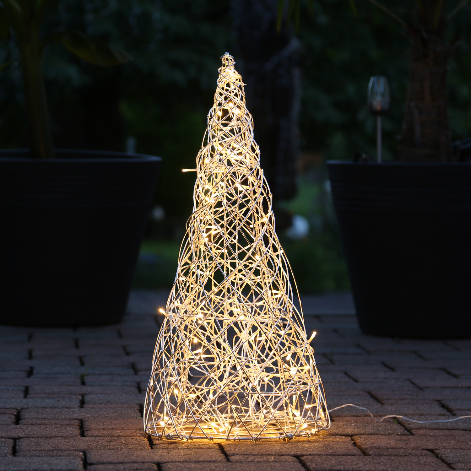 LED 3D Kegel - Gartenleuchte - Drahtleuchte - 100 warmweiße LED - für Außen - silberner Draht