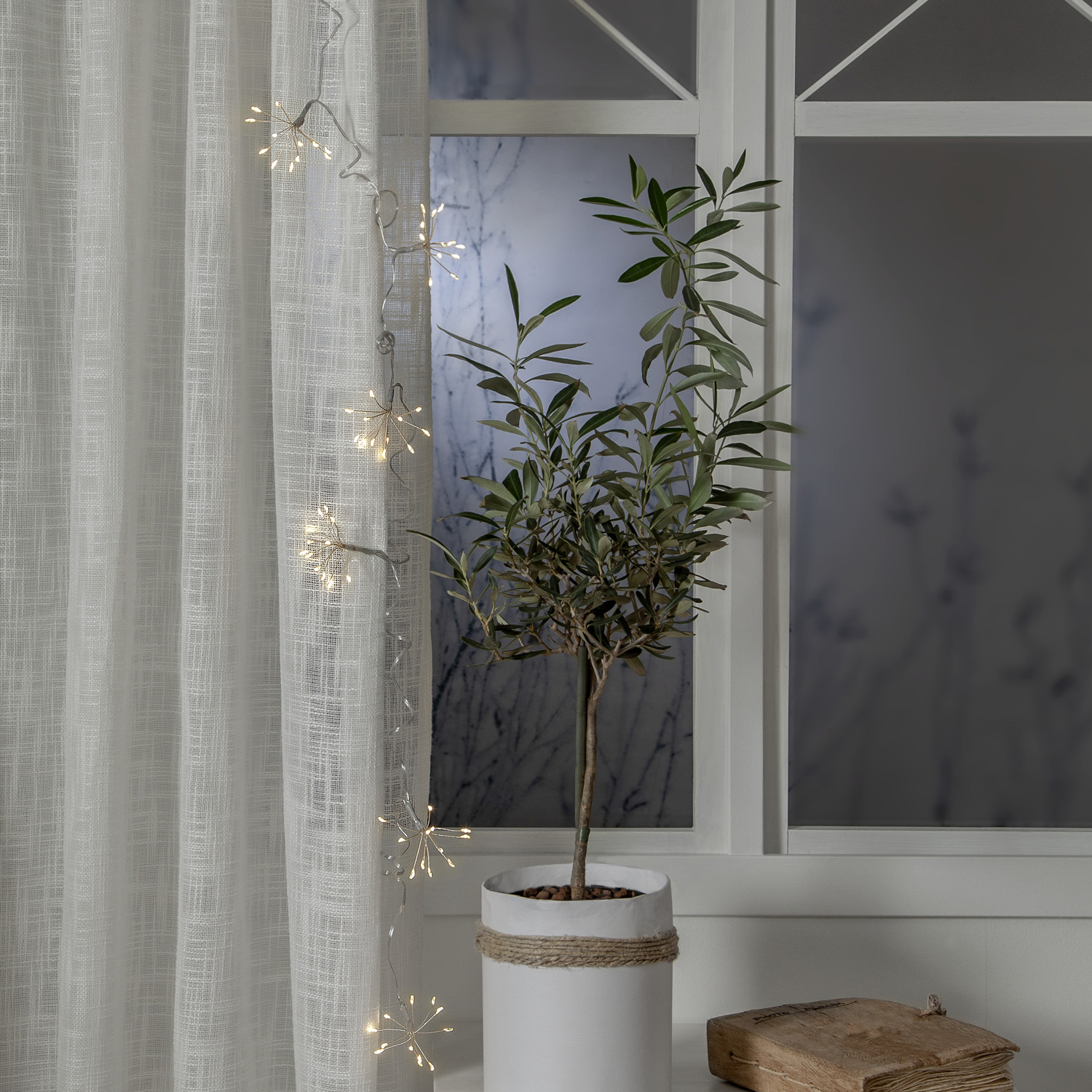 LED Lichterkette Dew Drop Blume - 96 Tautropfen LED - 8 Blüten - L: 2,1m - Timer - Batterie - Außen