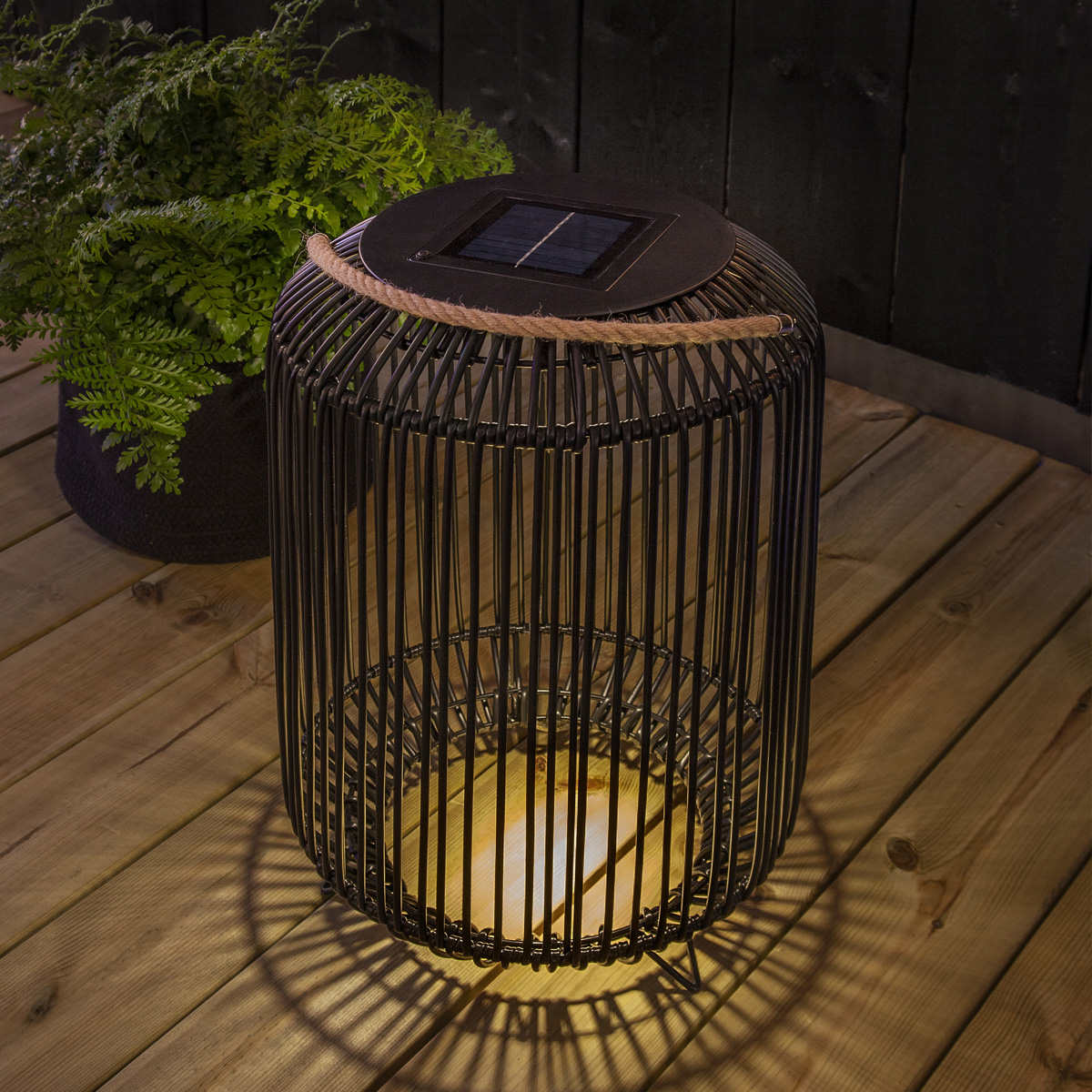 LED Solar Lampe "Sunlight" - mit Solarpanel - warmweiße LED - H: 48cm, D: 34cm - stehend - schwarz