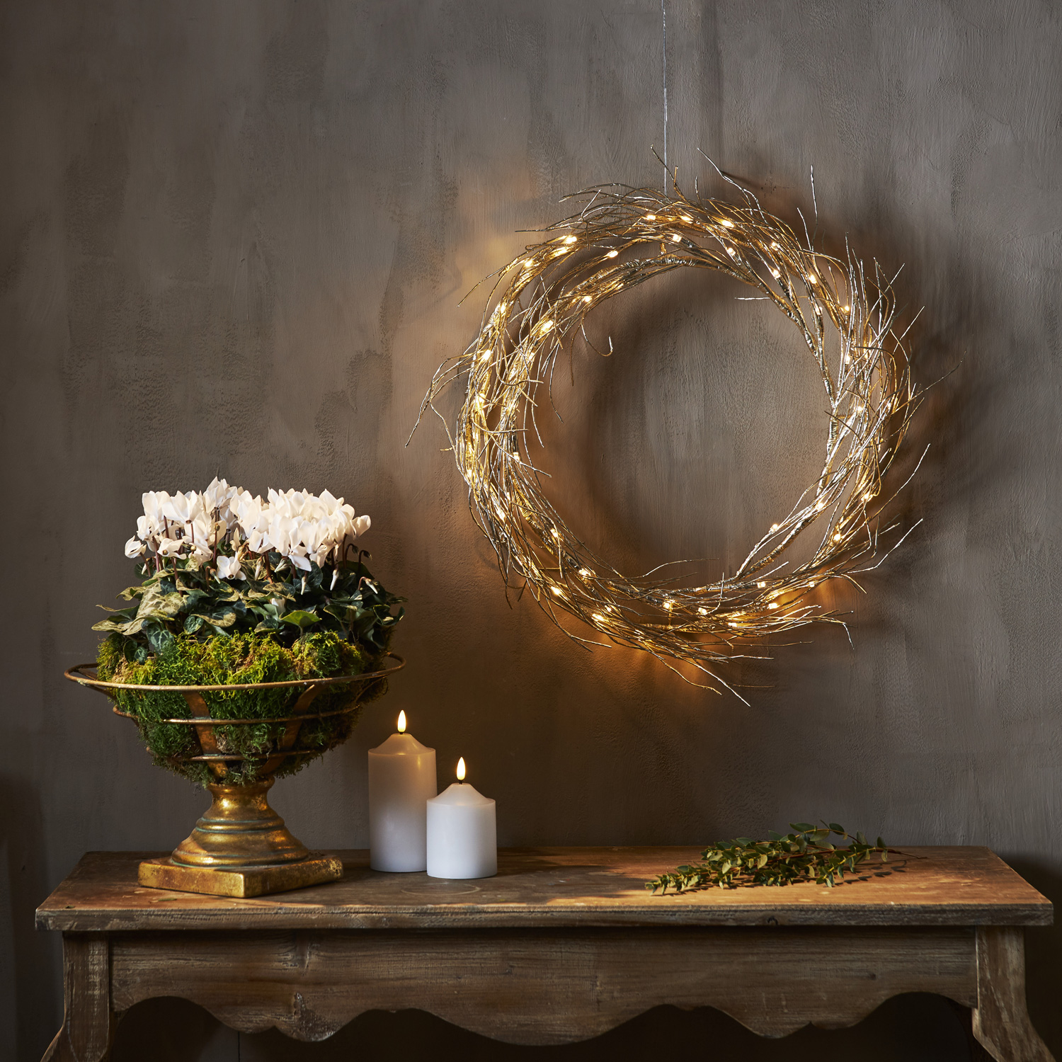 LED Lichtkranz Fizzy - 50 warmweiße LED - D: 45cm - Indoor - gold