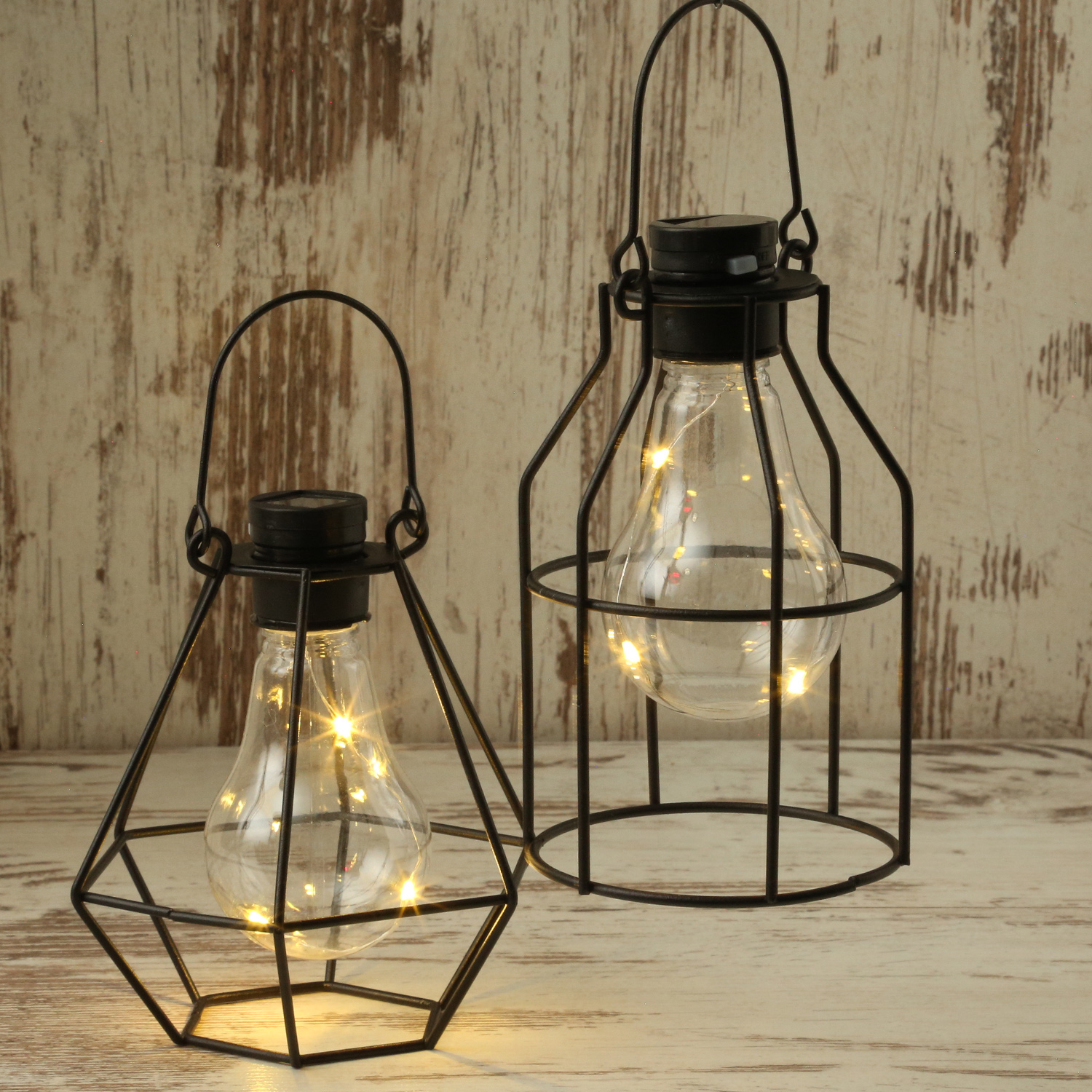 LED Solar Hängeleuchte eckig - Laterne - 3 warmweiße LED - H: 14,5cm - Dämmerungssensor - schwarz