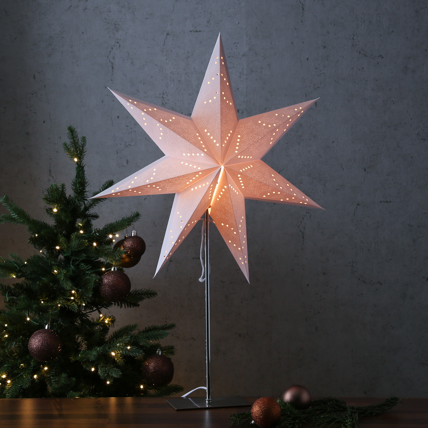 Papierstern LUNA - stehend - 7-zackig - D: 54cm, H: 75cm - inkl. E14 Fassung u. Kabel - weiß