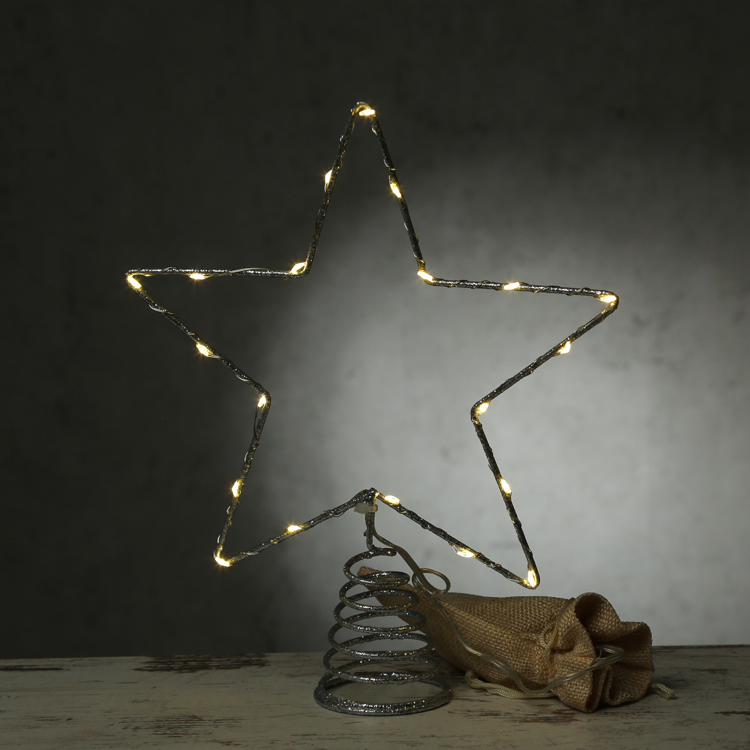 LED Weihnachtsbaumspitze Stern - 20 warmweiße LED - Batterie - Timer - H: 27cm - silber