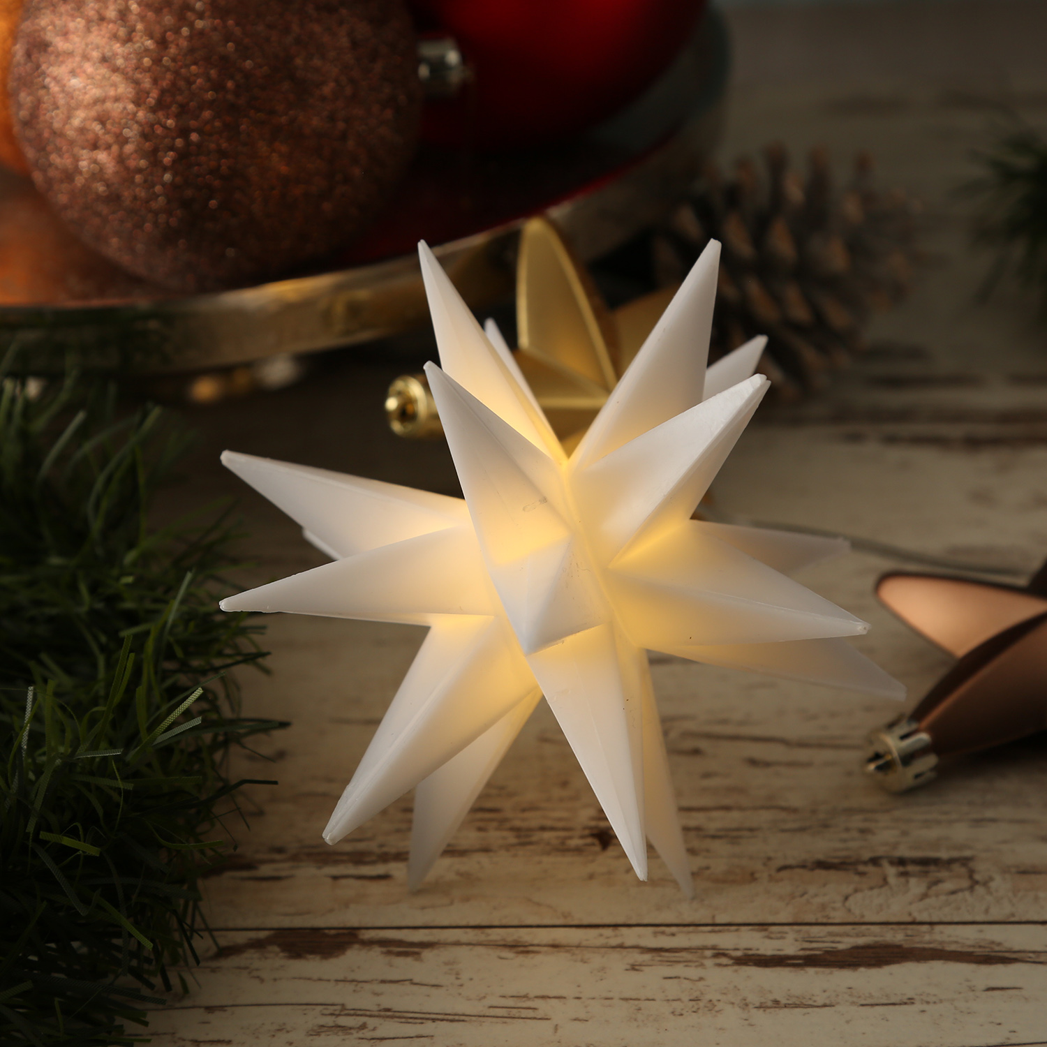 LED 3D Stern - hängend - D: 12cm - 1 warmweiße LED - Timer - Batterie - Außen - weiß