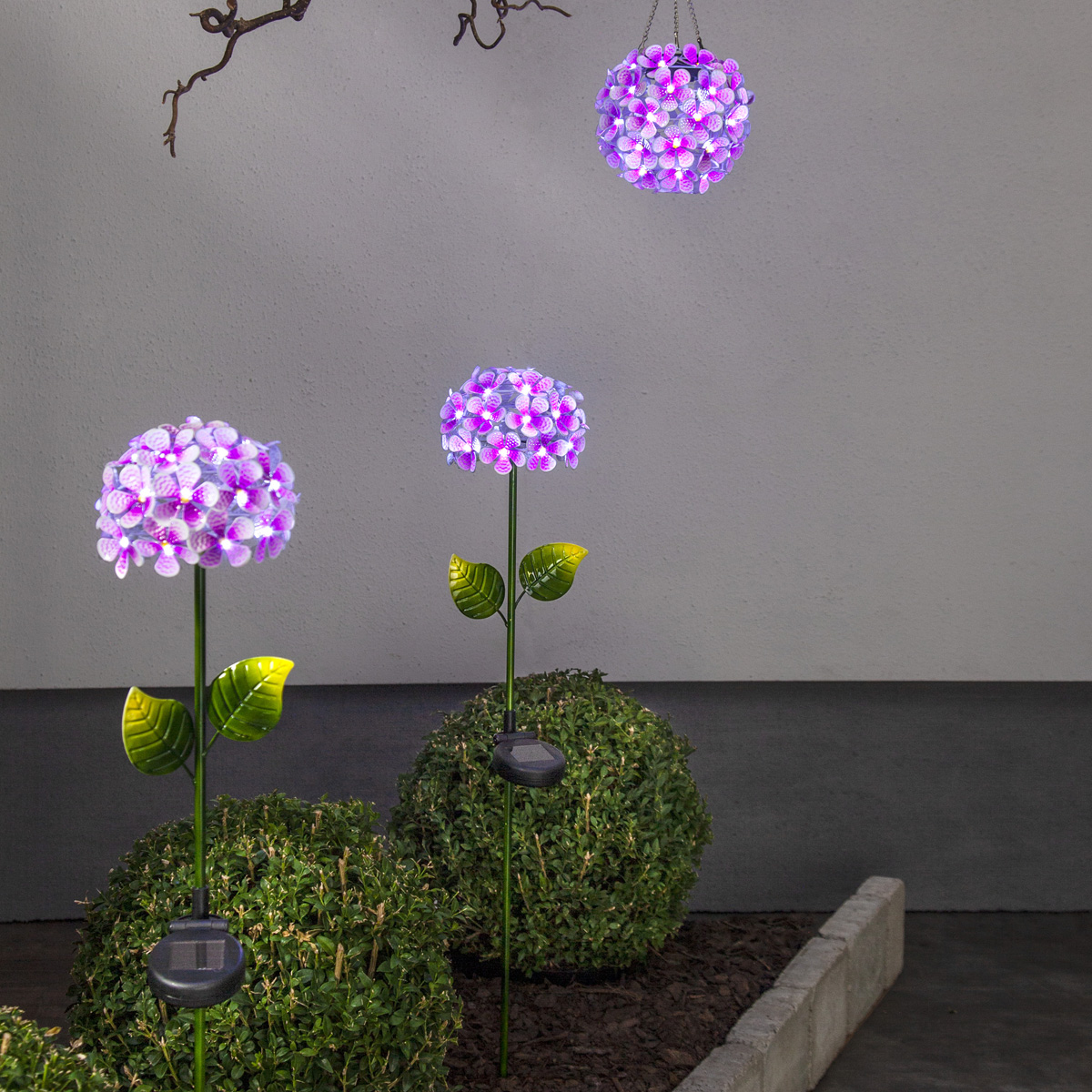LED Solarstab "Hortensie" - pink - 27 kaltweiße LED - H: 77cm, D: 16cm - Dämmerungssensor