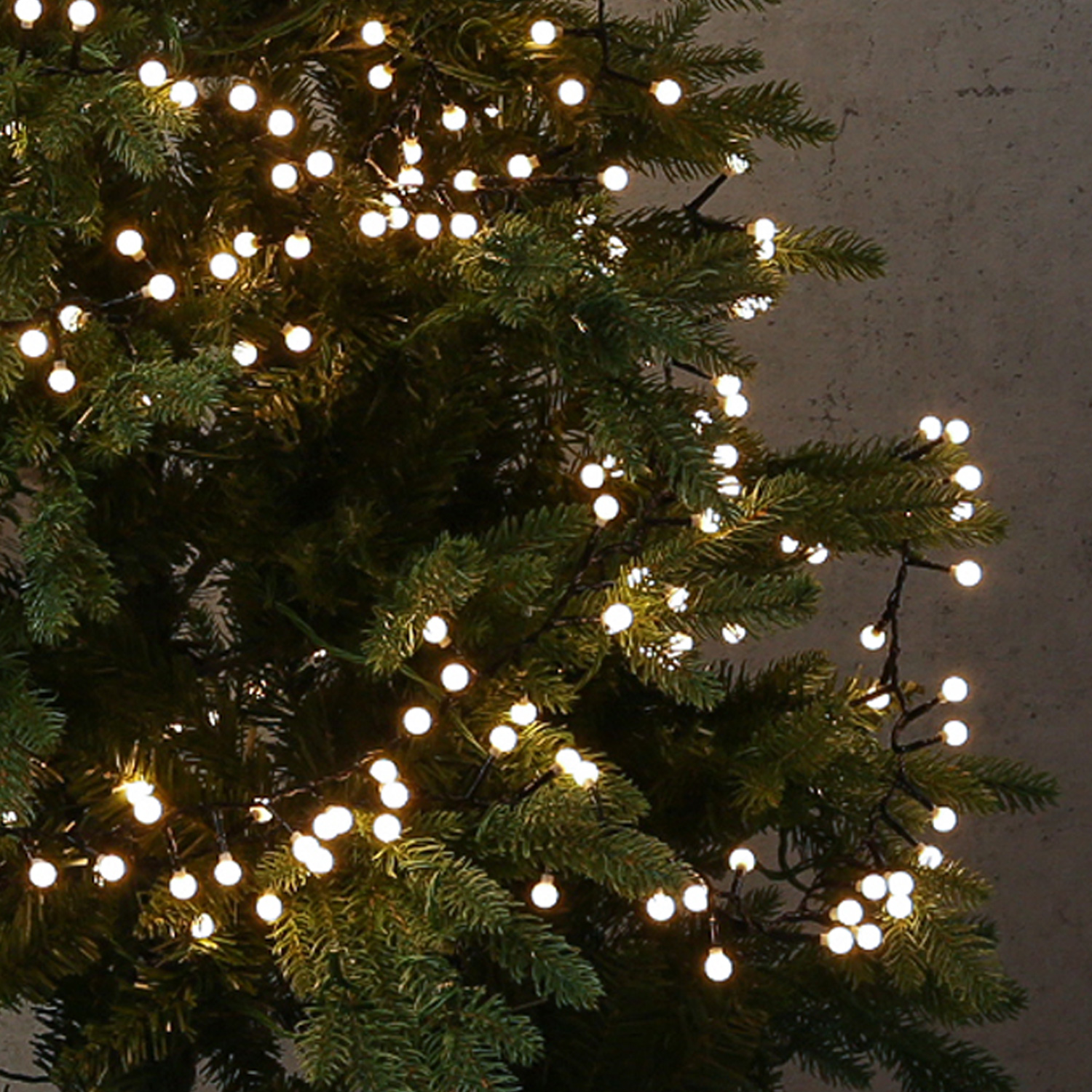 LED Lichterkette BERRY TWINKLE - 500 warmweiße opale Kugeln - 8 Funktionen - L: 11m - für Außen