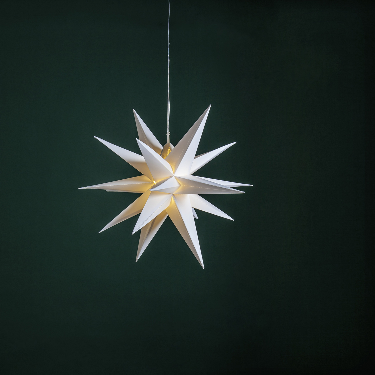 LED Outdoor 3D Stern "Alice" - hängend - 12 warmweiße LED - D: 60cm - Batterie - Timer - weiß