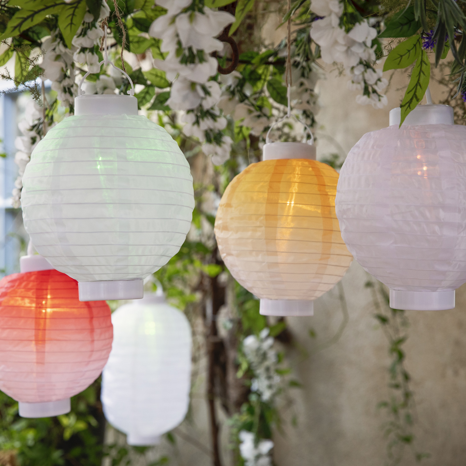 LED Solar Lampion - Flammeneffekt - 12 warmweiße LED - H: 23cm - D: 20cm - Lichtsensor - grün