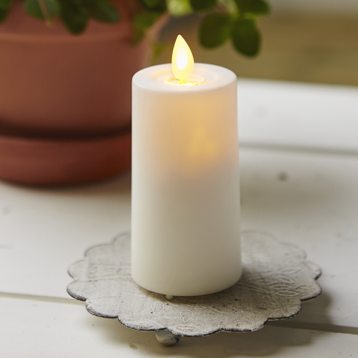 LED Stumpenkerze "M-Twinkle" - mechanisch bewegte Flamme - H: 11,5cm - Batteriebetrieb - Timer LED Stumpenkerze "M-Twinkle" - mechanisch bewegte Flamme - H: 11,5cm - Batteriebetrieb - Timer