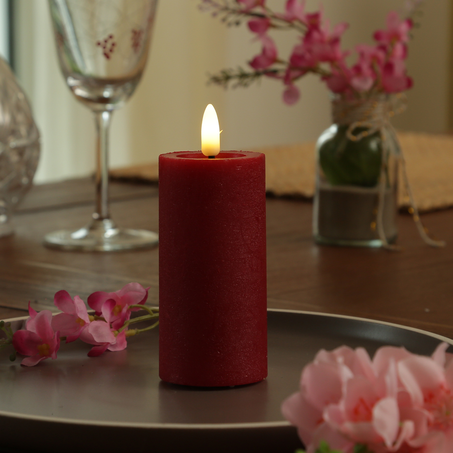 LED Kerze LINA - Rustik-Optik - Echtwachs - 3D Flamme - H: 12,5cm - D: 5cm - Batterie - Timer - rot