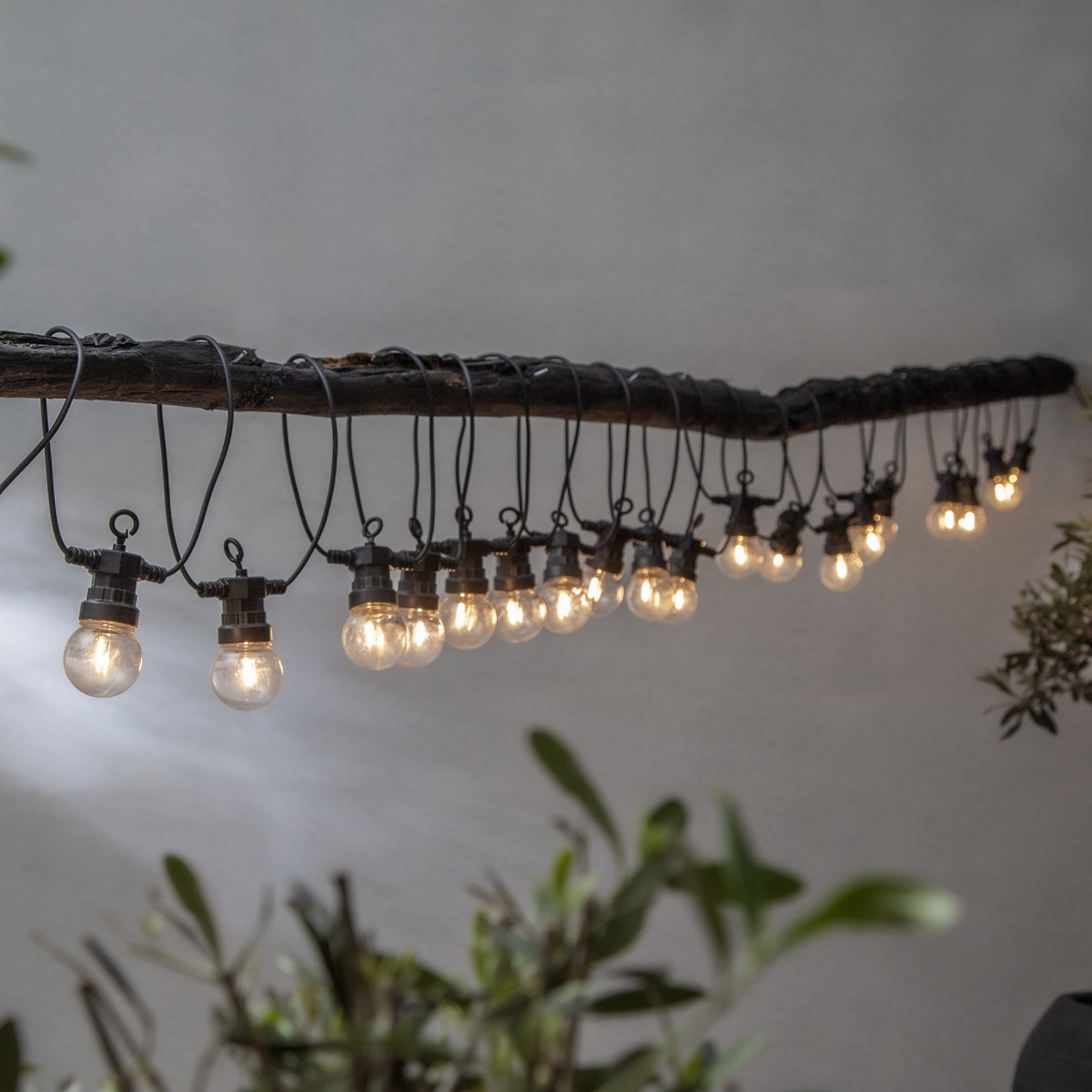 LED Lichterkette "CIRCUS" - 20 Kugeln, D: 5cm - warmweiße Filament LED - 8,8m - inkl.Trafo - outdoor