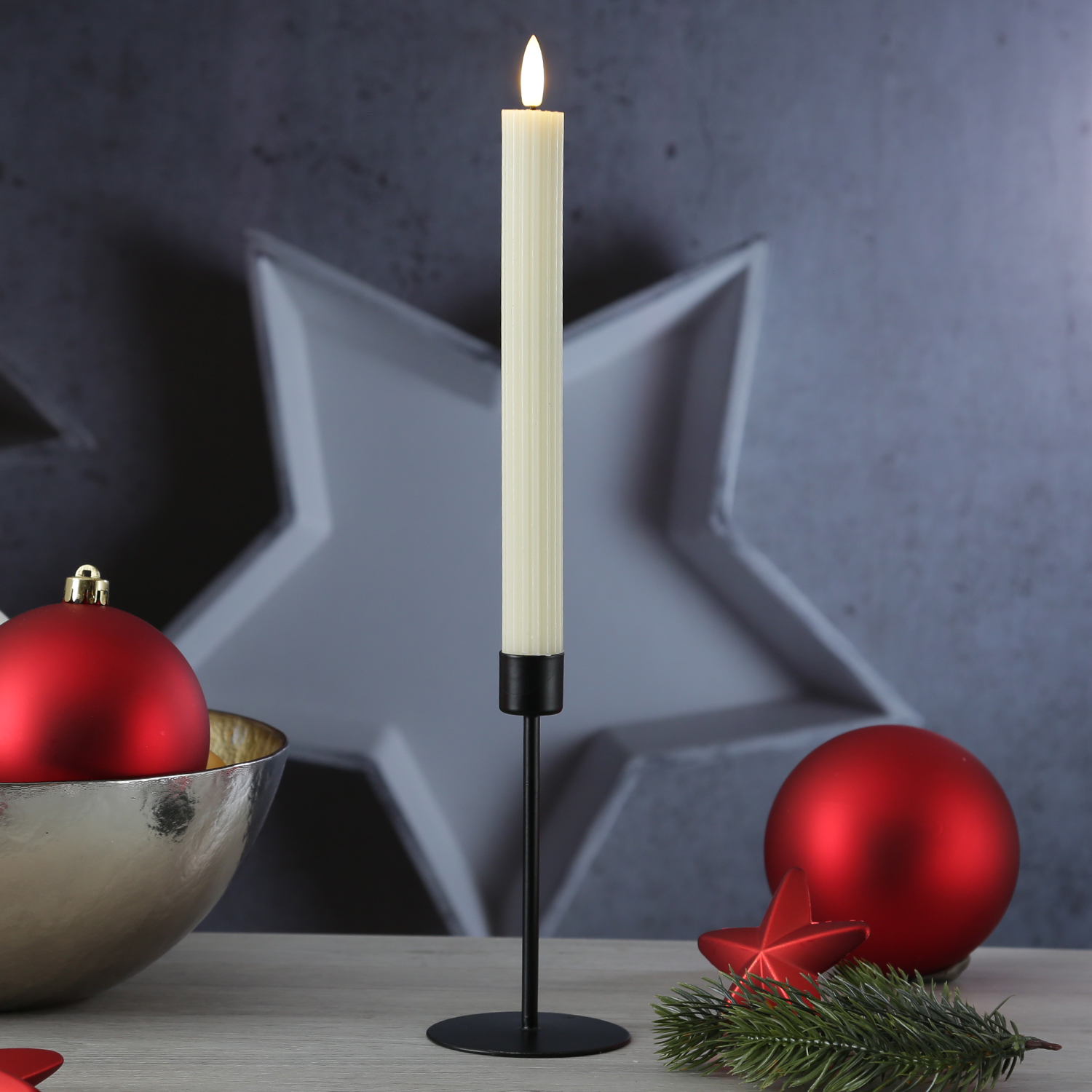 Stabkerzenhalter - Kerzenständer für Tafelkerzen - Metall - H: 14cm - D: 7,5cm - schwarz Stabkerzenhalter - Kerzenständer für Tafelkerzen - Metall - H: 14cm - D: 7,5cm - schwarz