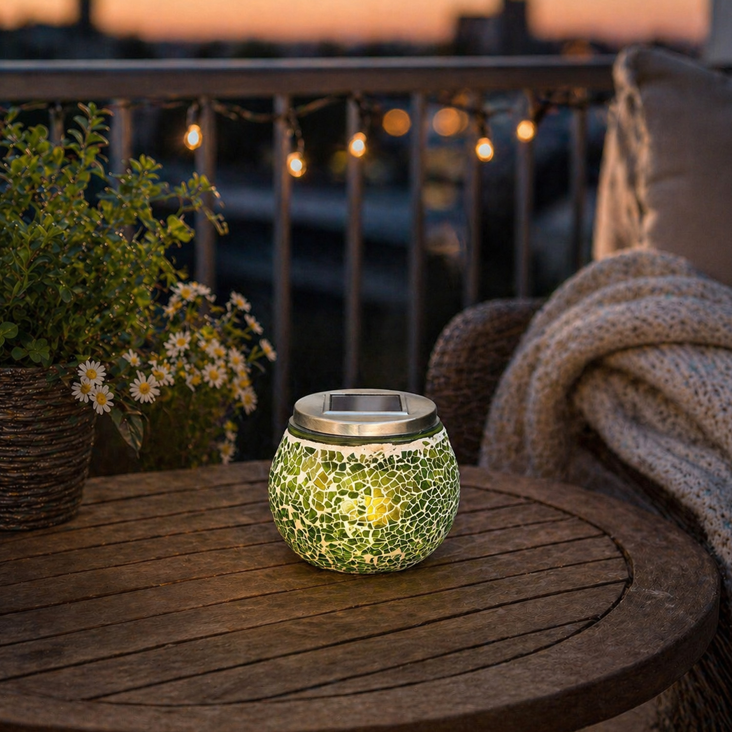 LED Solar Windlicht - Mosaik Glas - Lichtsensor - H: 10cm - Outdoor - grün