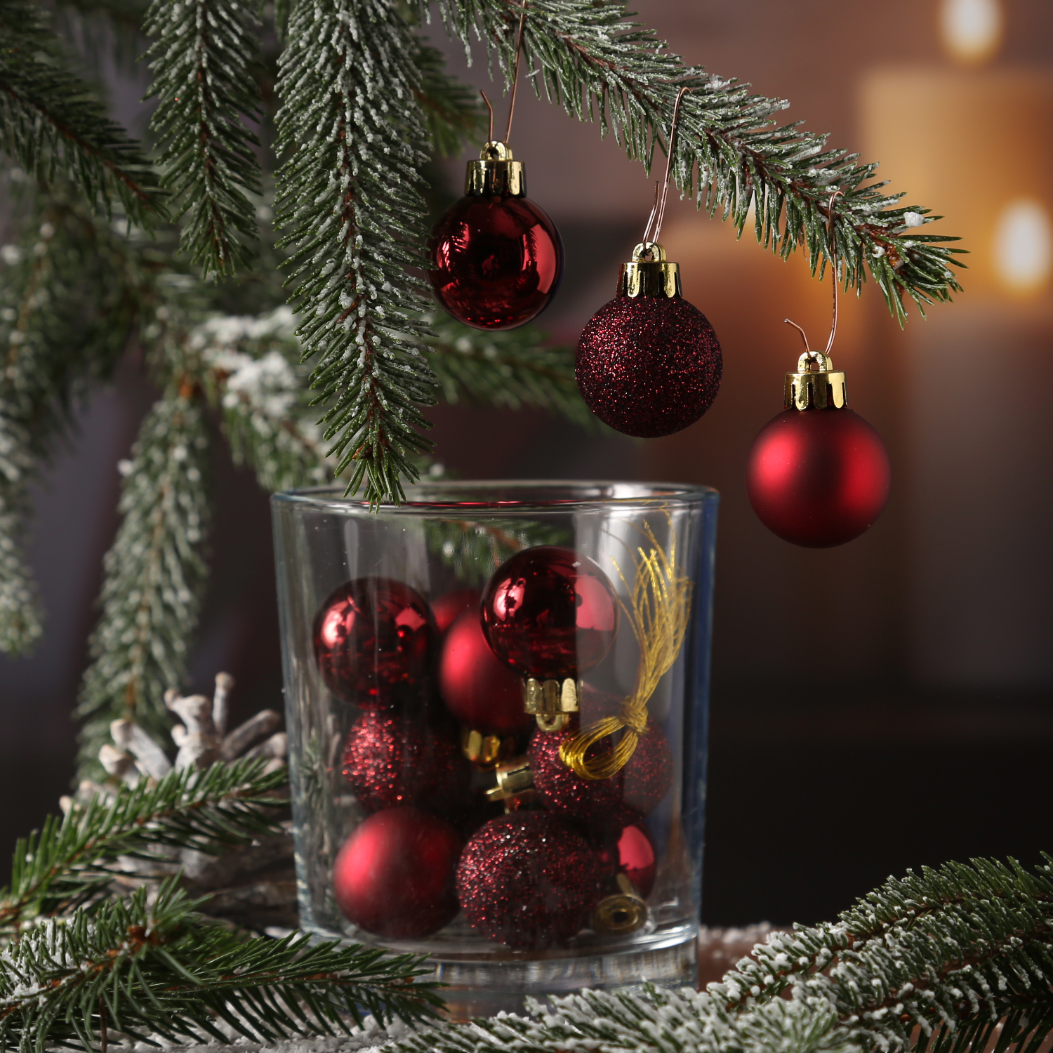 Christbaumkugel - Weihnachtskugel - bruchfest - D:3cm - glänzend matt glitzernd - weinrot - 14er Set