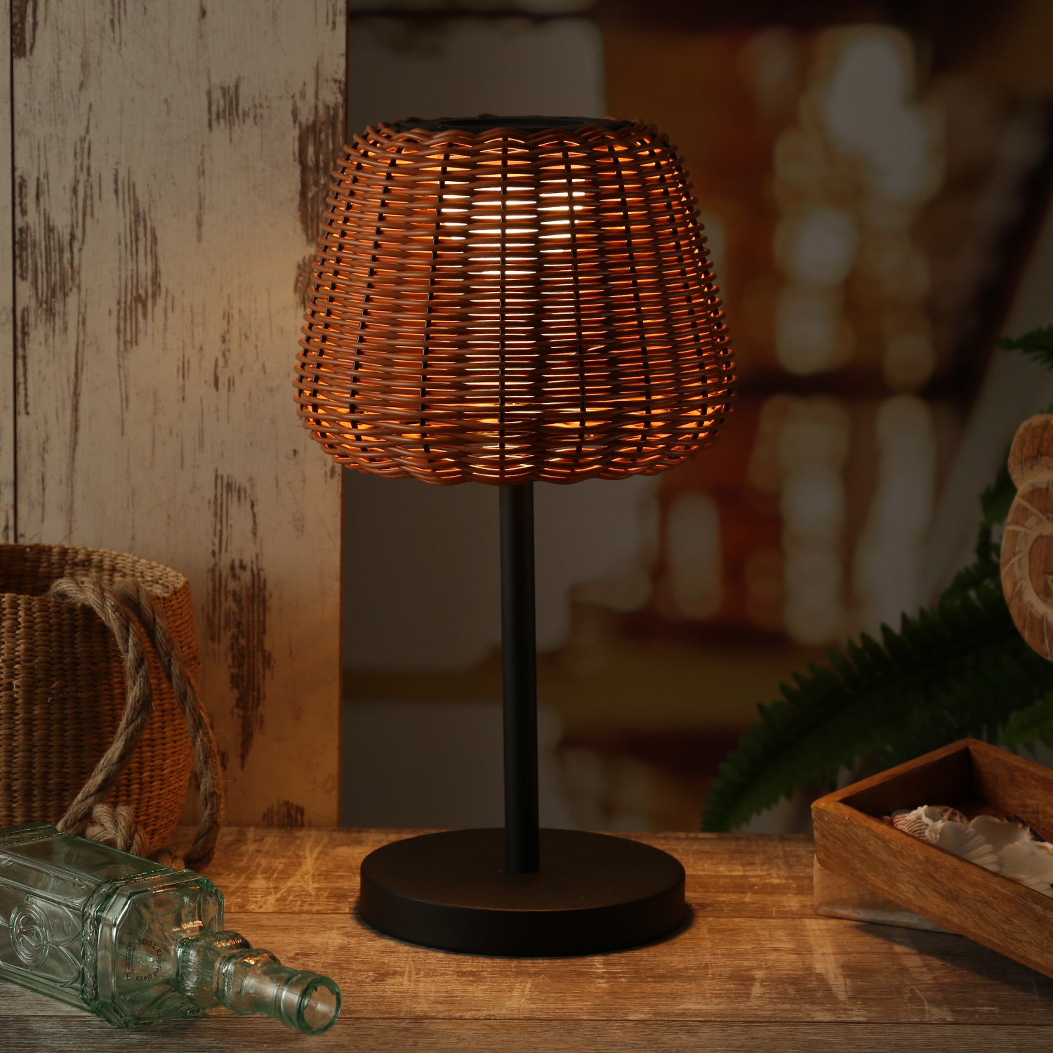 LED Garten Tischleuchte - in Rattanoptik - H: 45cm - dimmbar - aufladbar - mit Fernb. - hell braun