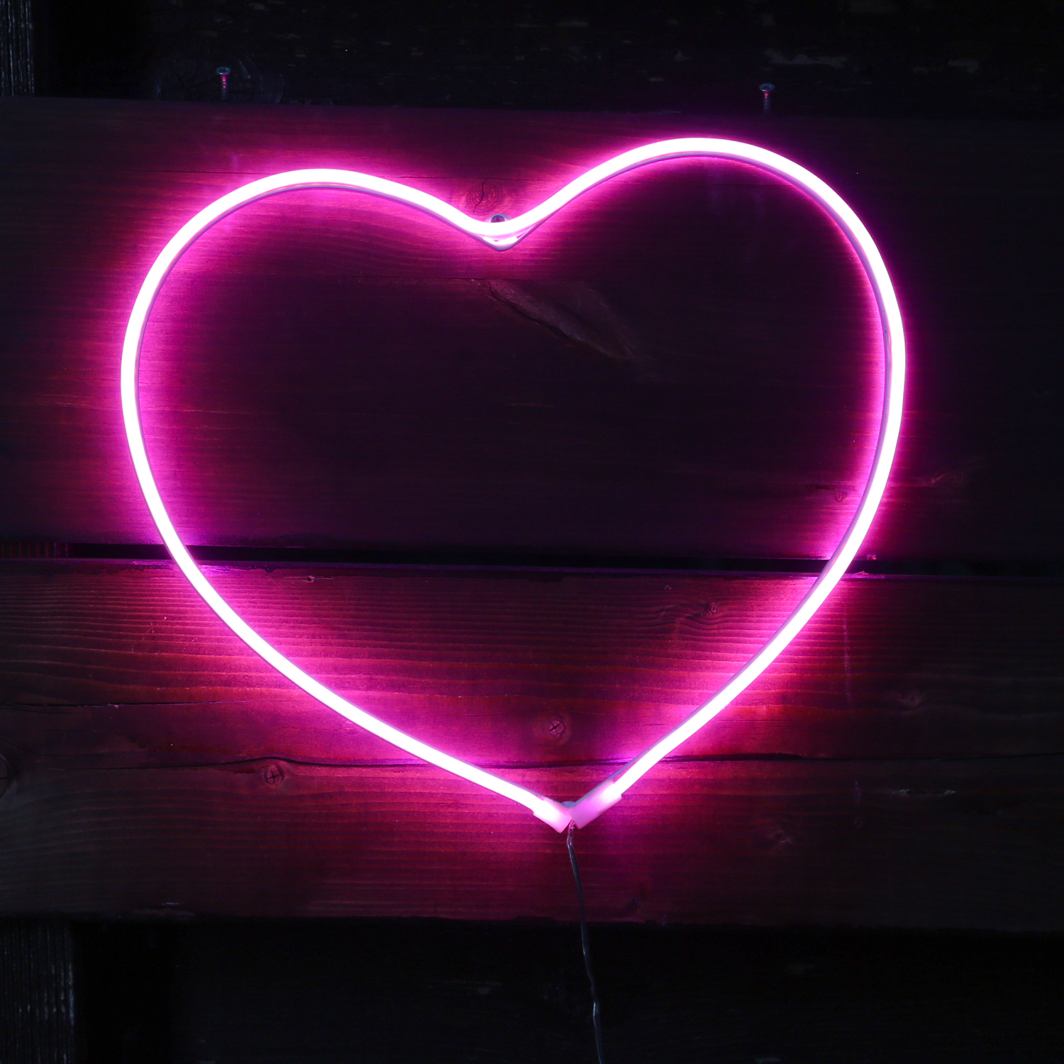 LED Herz - pinkes Neon Schild in Herzform - aus Lichtschlauch -H: 27cm - für Innen