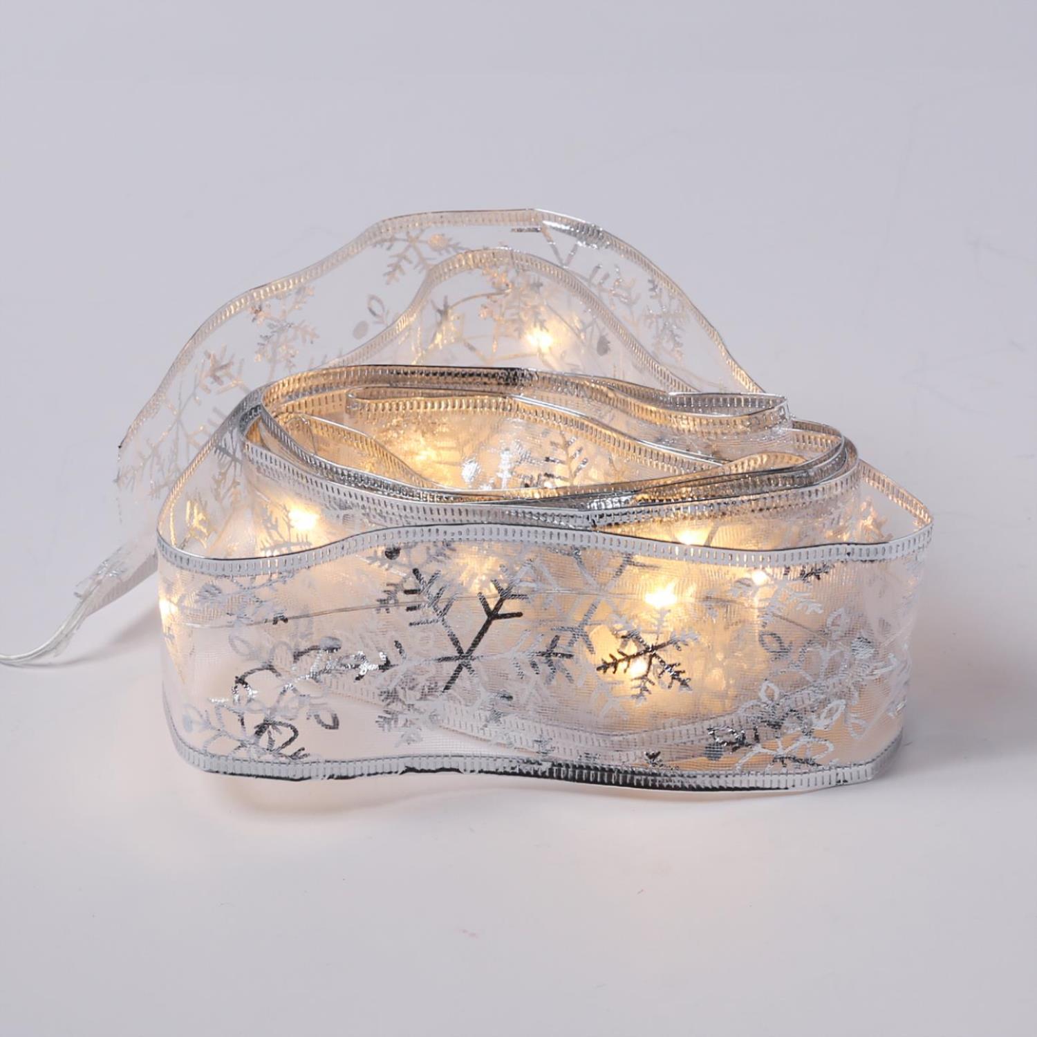 LED Seidenband Lichterkette - Geschenkband - Schneeflockenmotiv - 30 LED - 2-7m - Batterie - silber