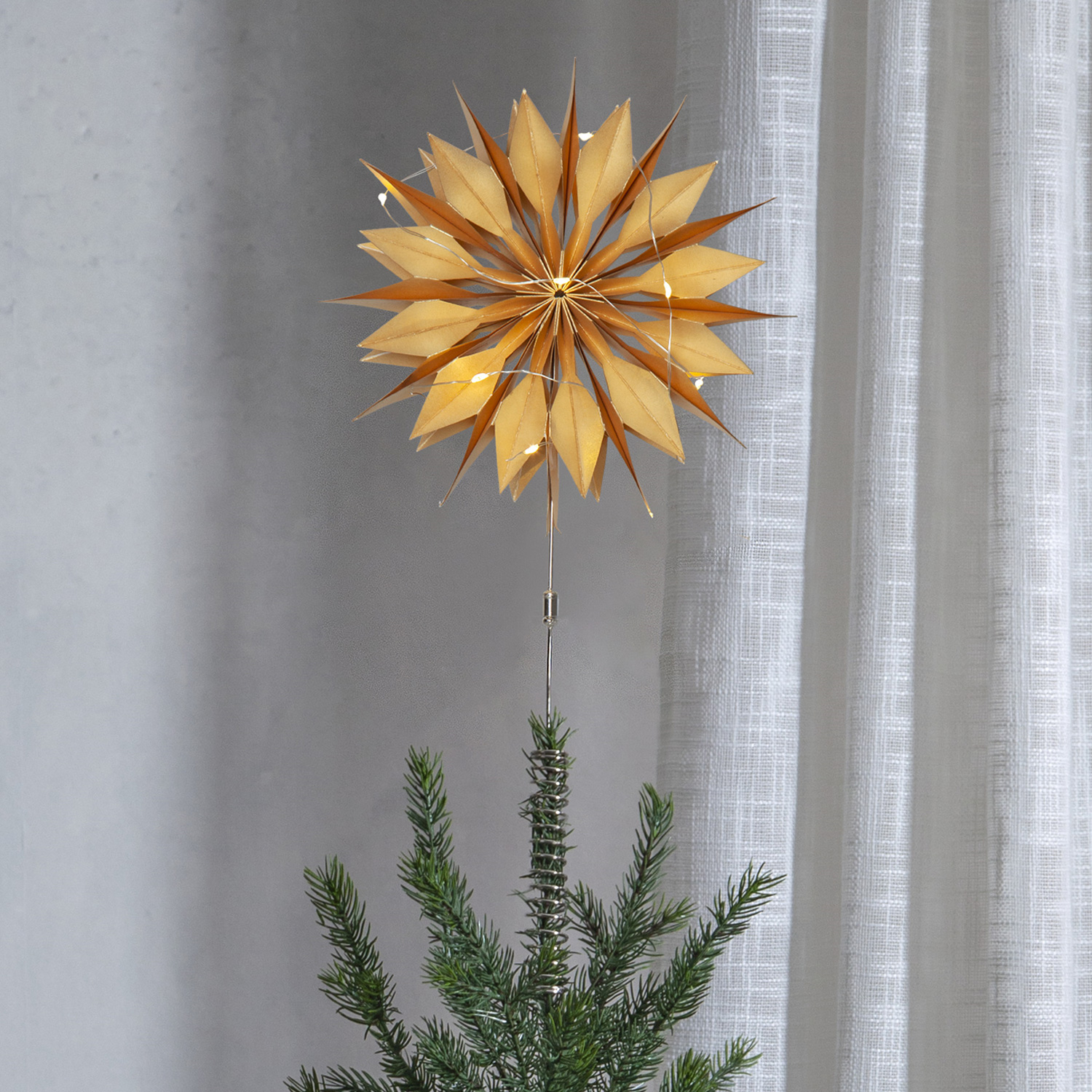 LED Baumspitze Papierstern MELLI -  10 warmweiße LED - H: 43cm - D: 20cm - Timer - Batterie - gold