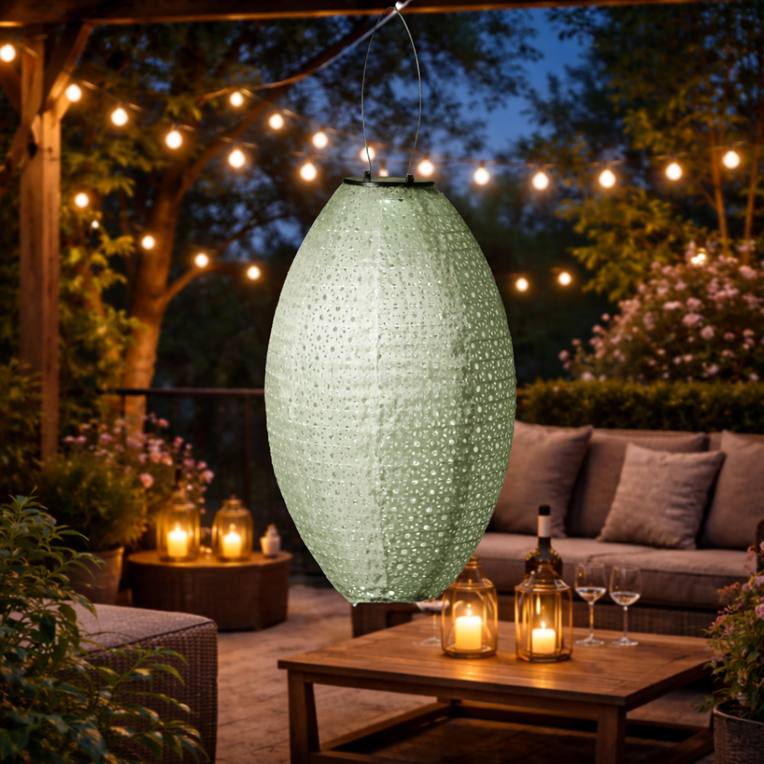 LED Solar Lampion oval - mit Blumenmuster - warmweiße LED - H: 38cm - D: 23cm - Lichtsensor - grün