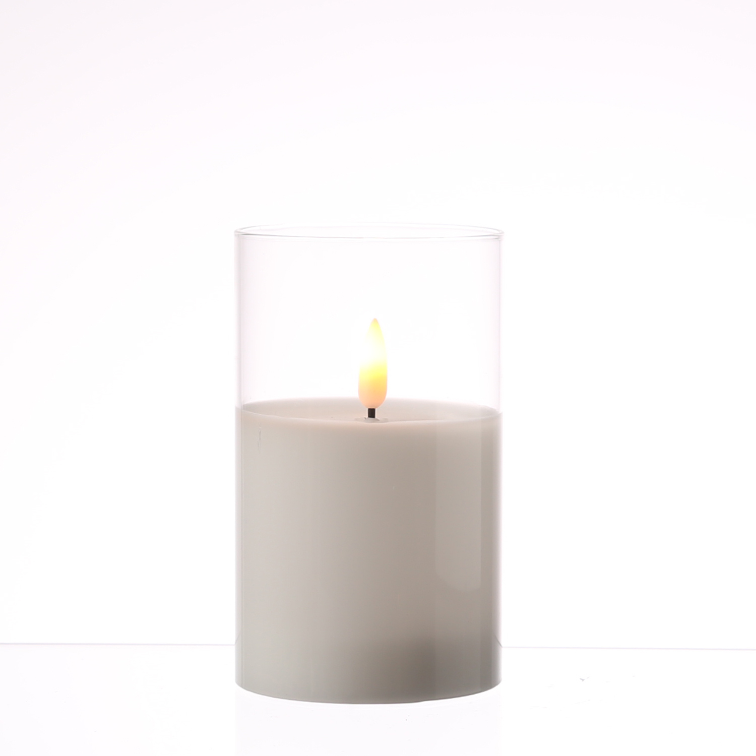 LED Kerze im Glas - Windlicht - Echtwachs - flackernde 3D Flamme - Timer - H: 12,5cm - D: 7,5cm