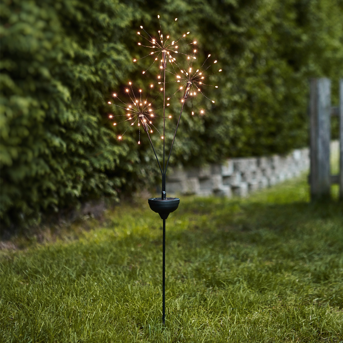 LED Solarstab "Firework" Gartendeko - 90 warmweiße LED in 3 Kugeln - H: 95cm - Dämmerungssensor