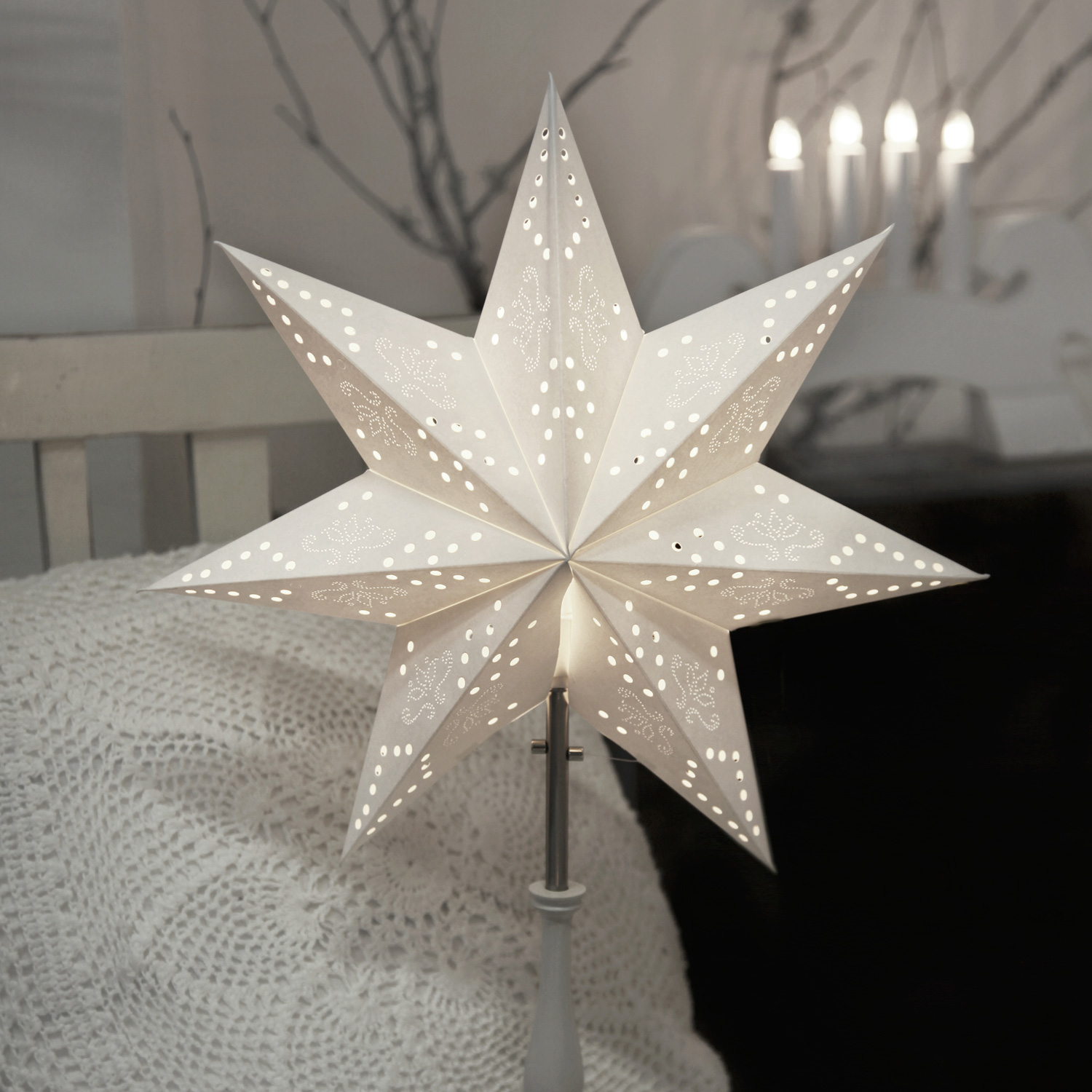 Papierstern "Romantic " - stehend - 7-zackig - H: 55cm, Ø 35 cm - inkl. Kabel - weiß