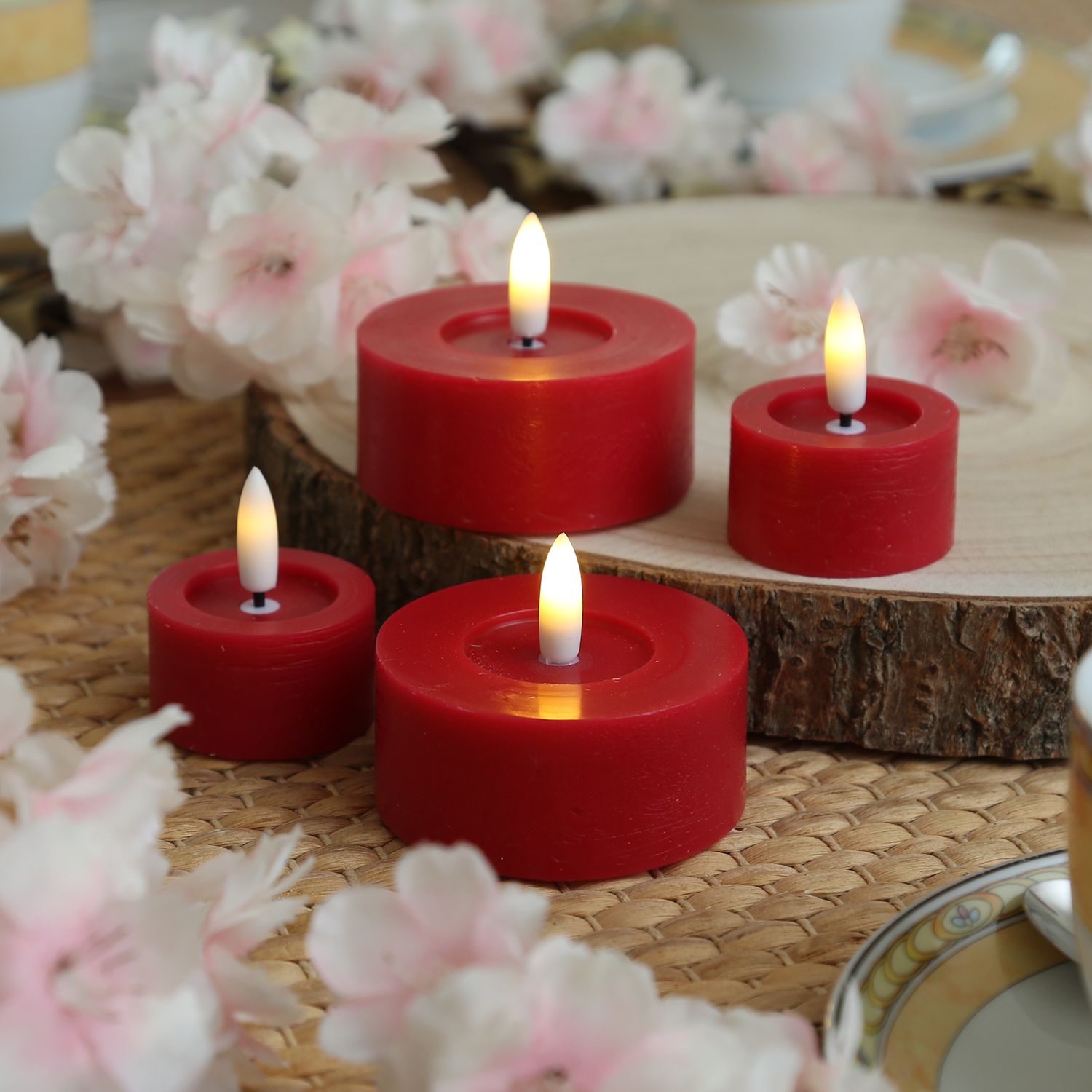 LED Maxi Teelichter LINA - Rustik-Optik - Echtwachs - Timer - D: 7cm - H: 6cm - rot - 2 Stück