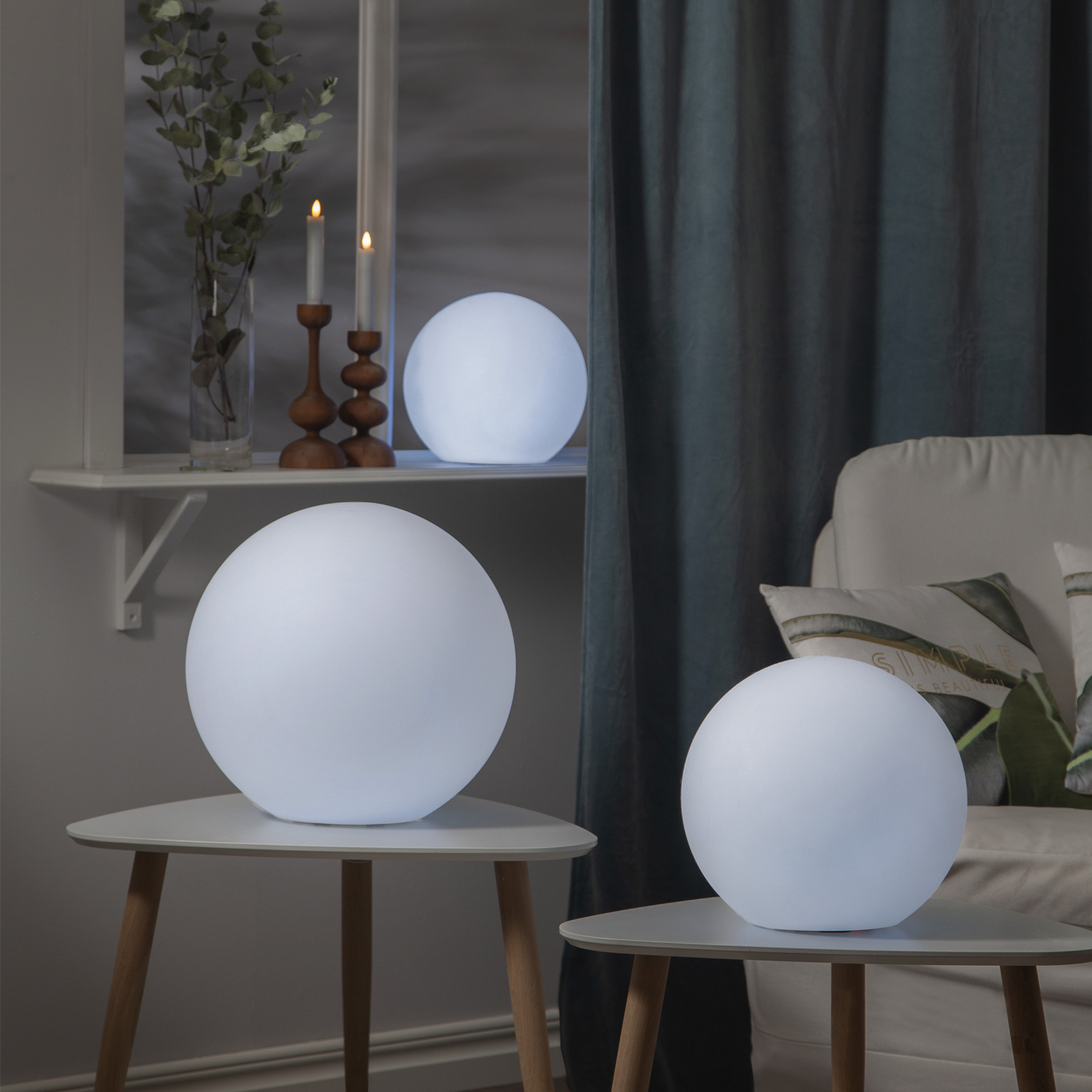LED Kugel Twilights - Gartenkugel 25cm - RGB Farbwechsel/feste Farbe - Fernbedienung - Aufladbar