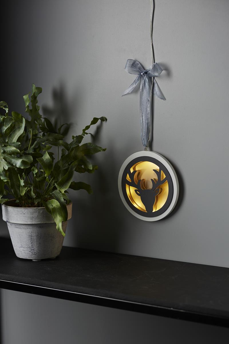 LED-Aufhänger "Jagdmeister" - 8 warmweiße LED - D:16cm - Batteriebetrieb - Timer - weiß/graues Holz