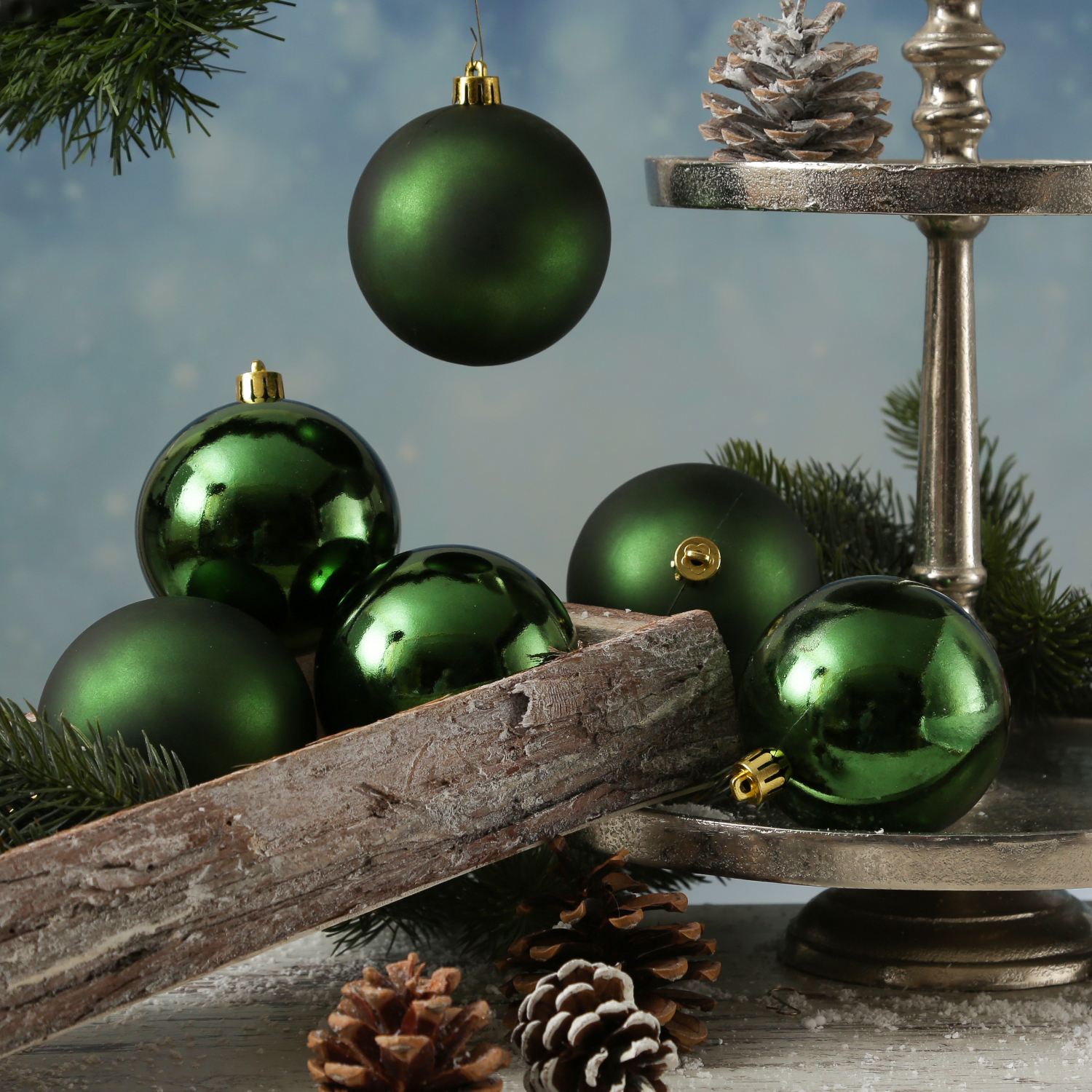 Christbaumkugeln - Weihnachtbaumskugeln - bruchfest - D: 8cm - glänzend/matt  - grün - 6er Set