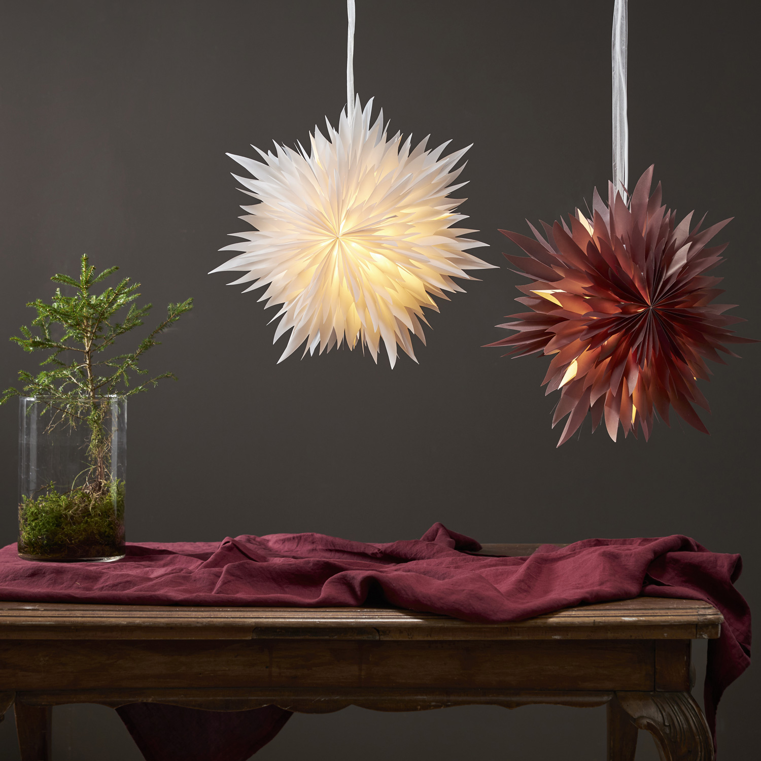 Papierstern EISBLUME - hängend - D: 45cm - mit Band - weiß