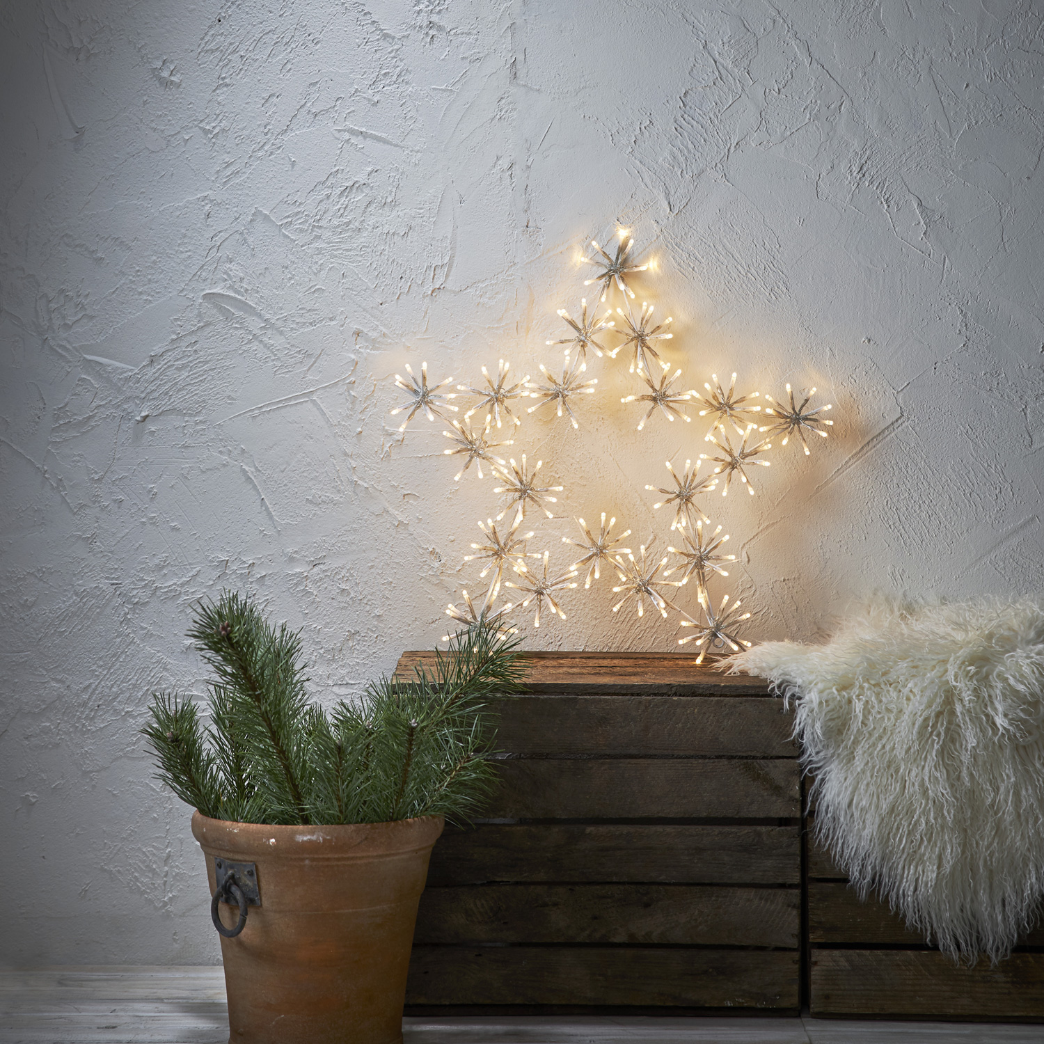LED Stern Flower Star - hängend - D: 60cm - 200 warmweiße LED - inkl. Trafo - Outdoor - transparent