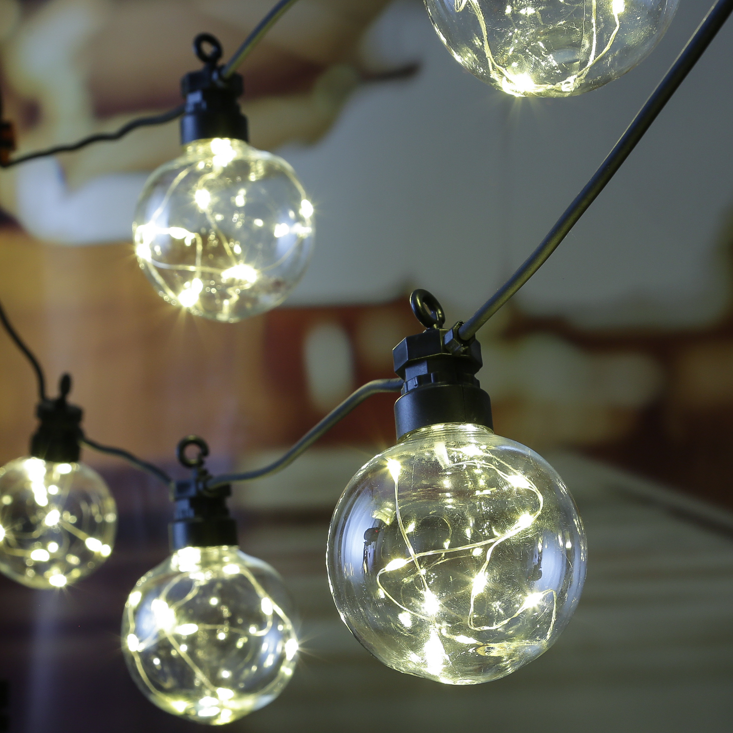 LED Party Lichterkette CIRCUS - 10 Kugeln mit je 10 Micro LED - L: 2,7m - inkl. Trafo - für Außen