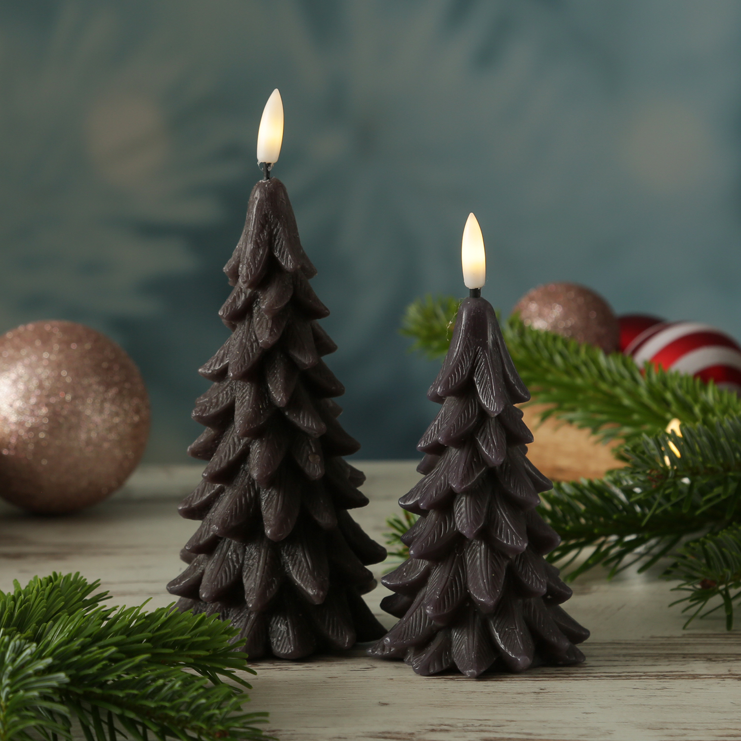 LED Kerze Tannenbaum - Echtwachs - 3D Flamme - inkl. Batterie - H: 16cm - Timer - grau