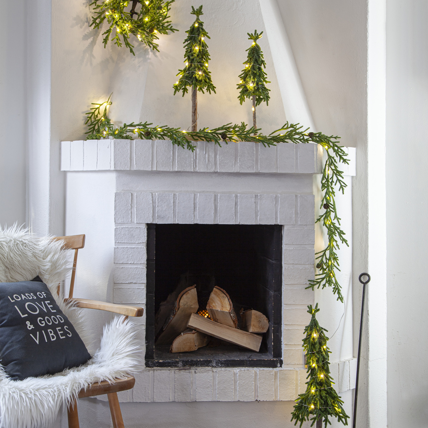 LED Tannenbaum Lummer - stehend - Tischbaum - 15 warmweiße LED - H: 55cm - Batteriebetrieb - grün