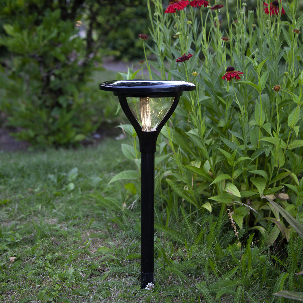 LED Solar Wegleuchte "Mervia" - warmweiße LED - 40lm