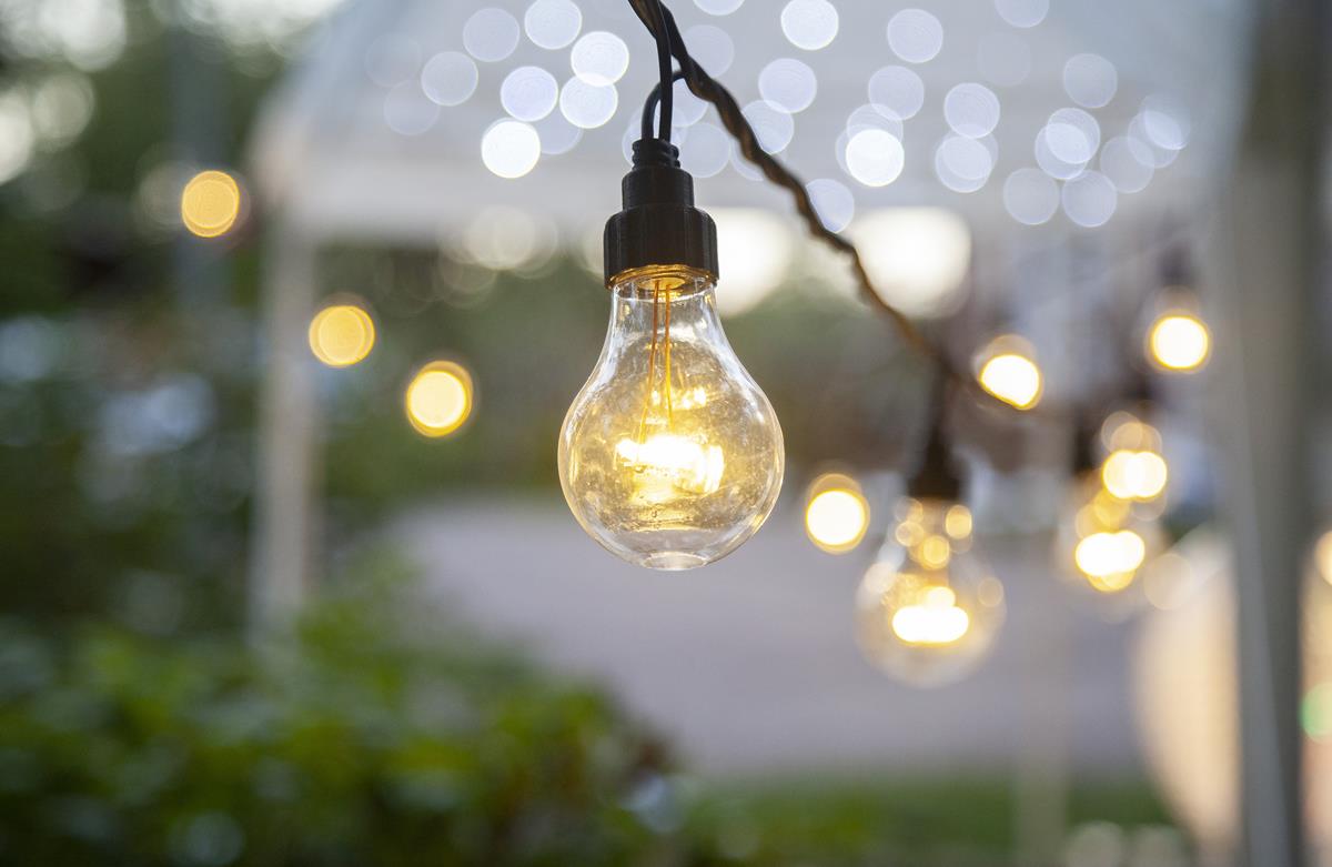 System LED Black - Lichterkette 10fach - erweiterbar - schwarzes Kabel - warmweiße LED Lampen - IP44