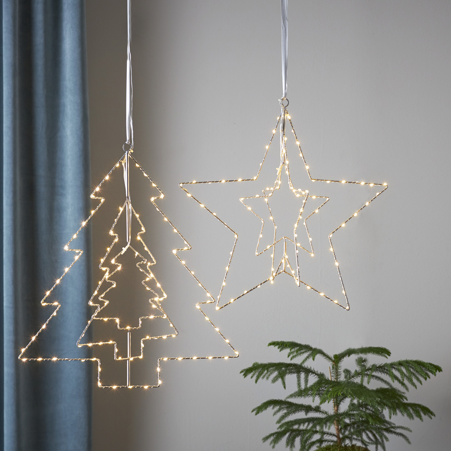 LED Metallbaum/Leuchtbaum "Triple" - hängend - 120 warmweiße LED - H: 52cm - 3D Optik - silber