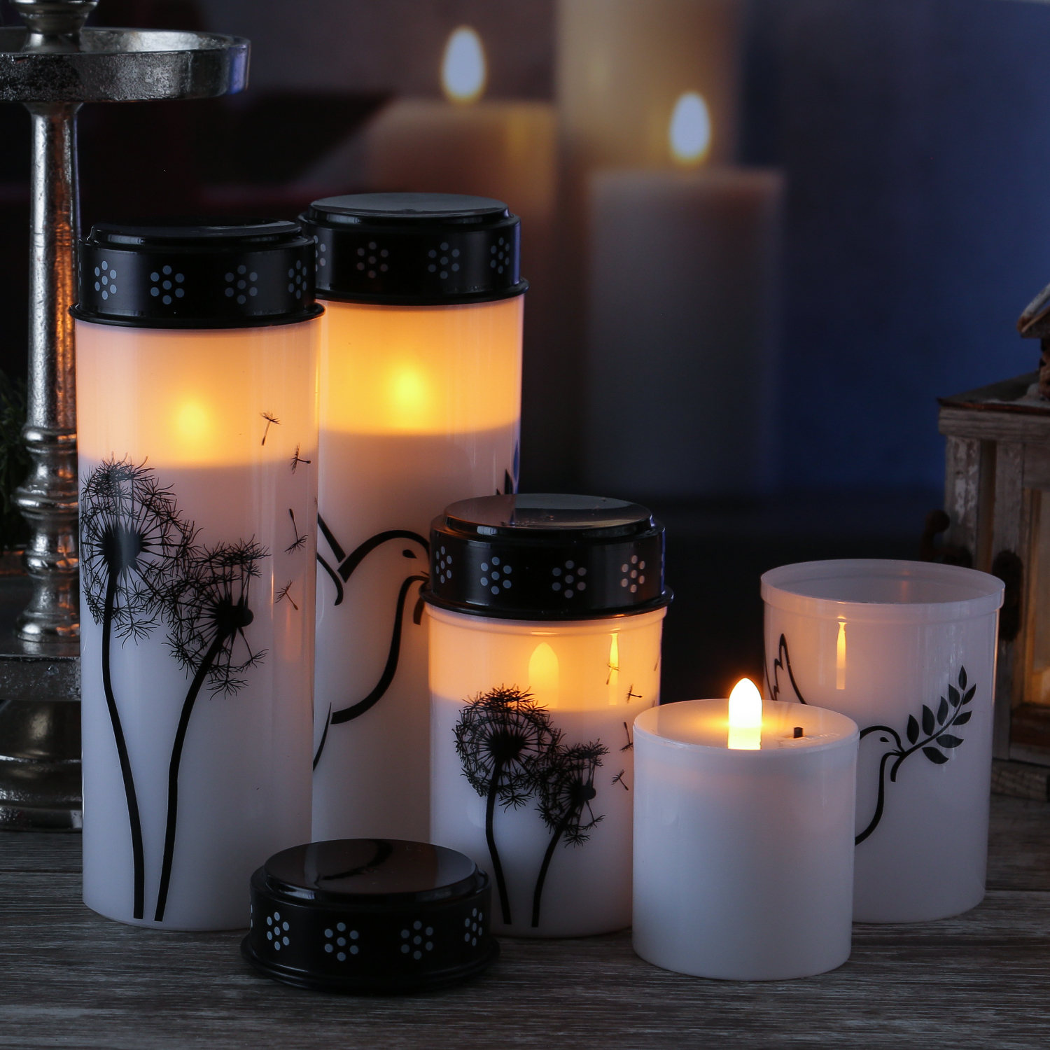 LED Grablicht/Grabkerze Pusteblume - bis 2500 Stunden - H: 12cm, D: 7cm - Timer - weiß/schwarz