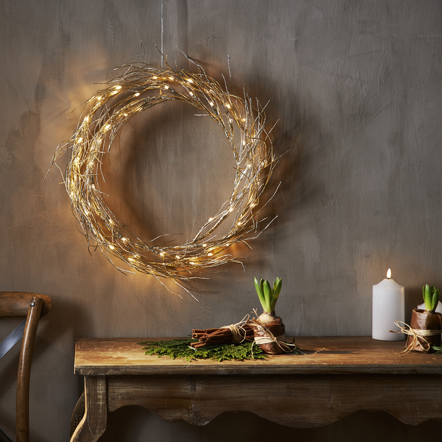 LED Lichtkranz Fizzy - 50 warmweiße LED - D: 45cm - Indoor - gold