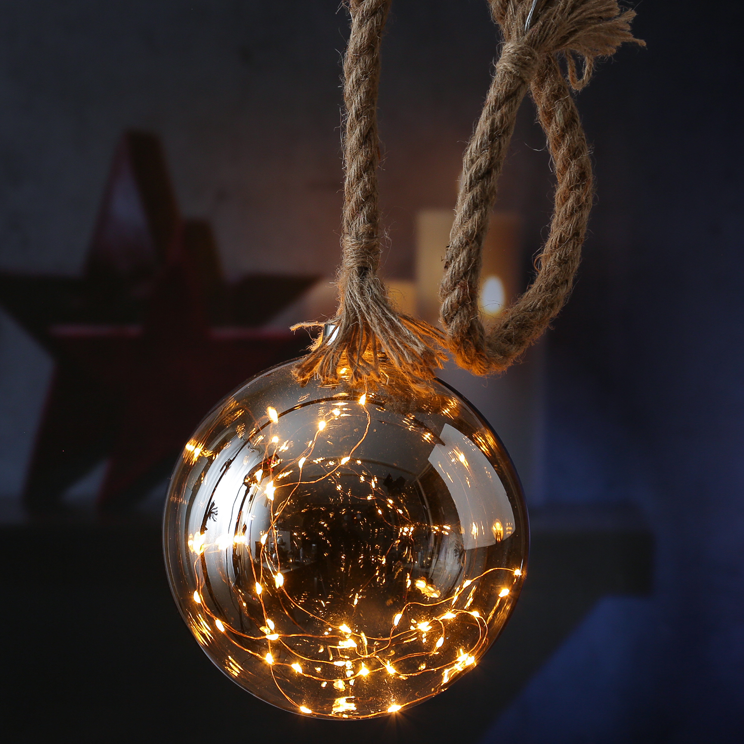 LED Glaskugel JUTTA - mit Juteseil - 40 bernsteinfarbene LED - D: 20cm - Timer - rauchig grau