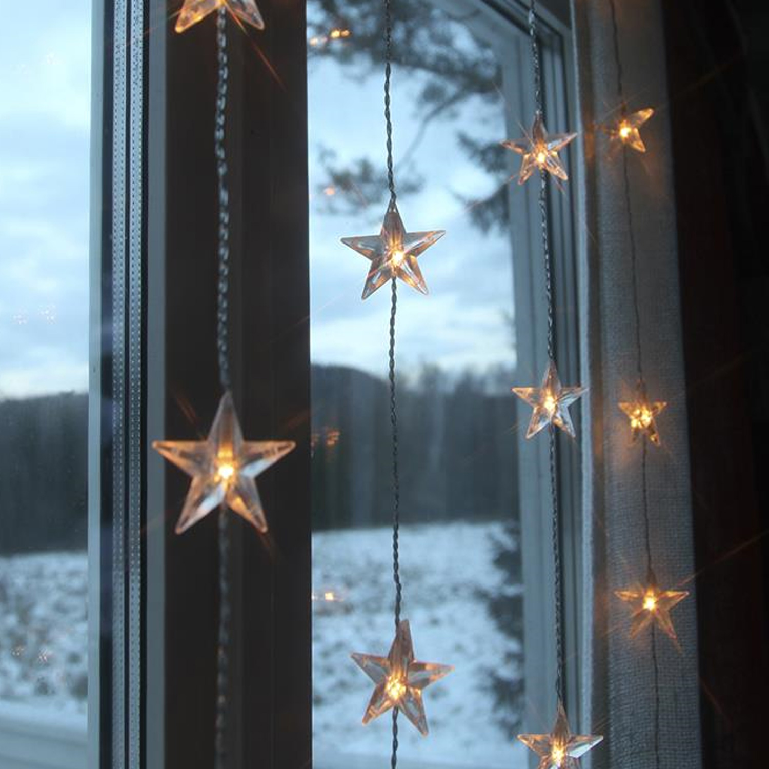 LED Lichtervorhang mit 20 Sternen - 20 warmweiße LED - 180x40cm - inkl. Trafo - für Innen