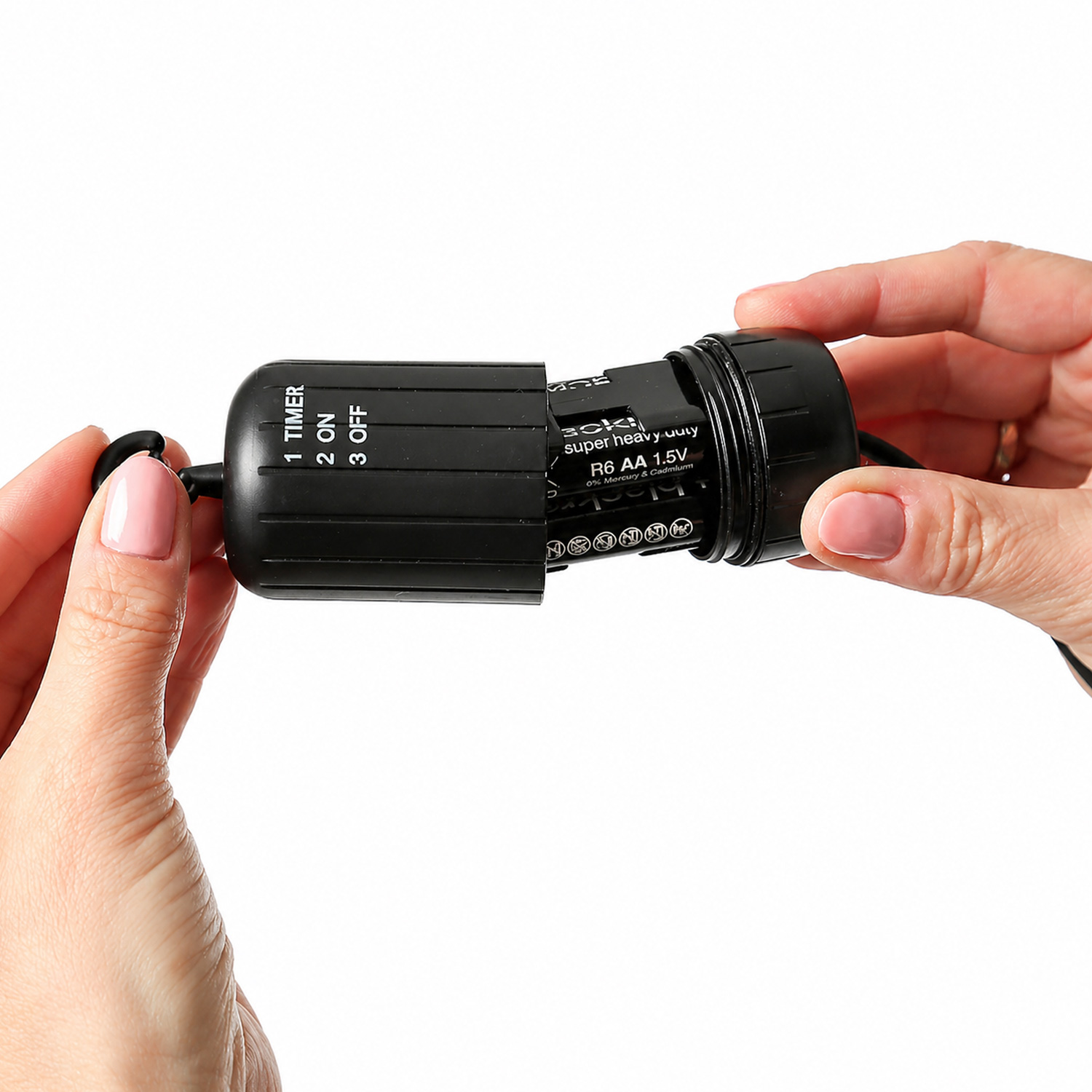 LED Hängeleuchte - Lampenschirm aus Kunststoffseil - D: 24,5cm - Batterie - Timer - outdoor